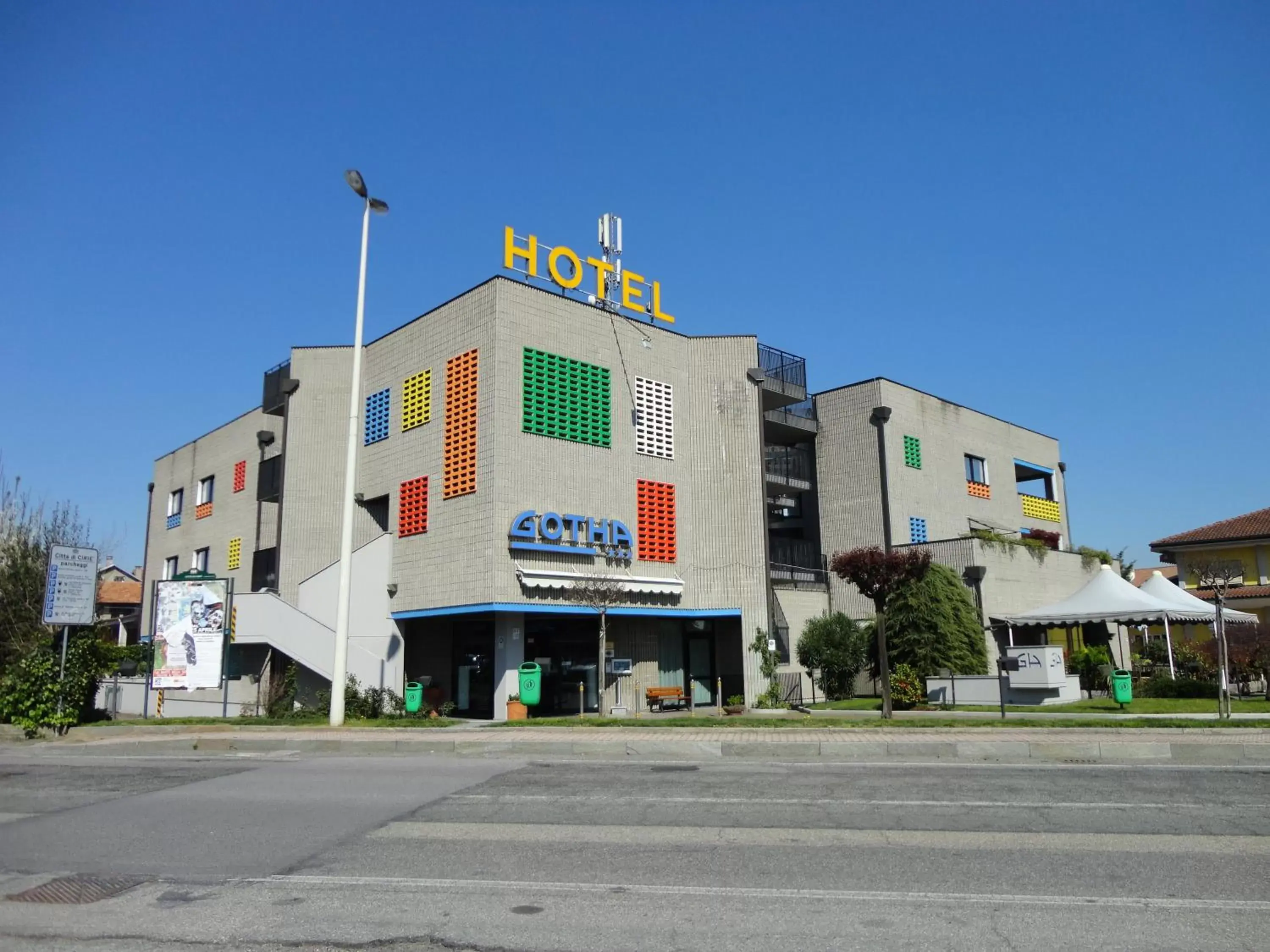 Facade/entrance, Property Building in Gotha Hotel Turin Airport