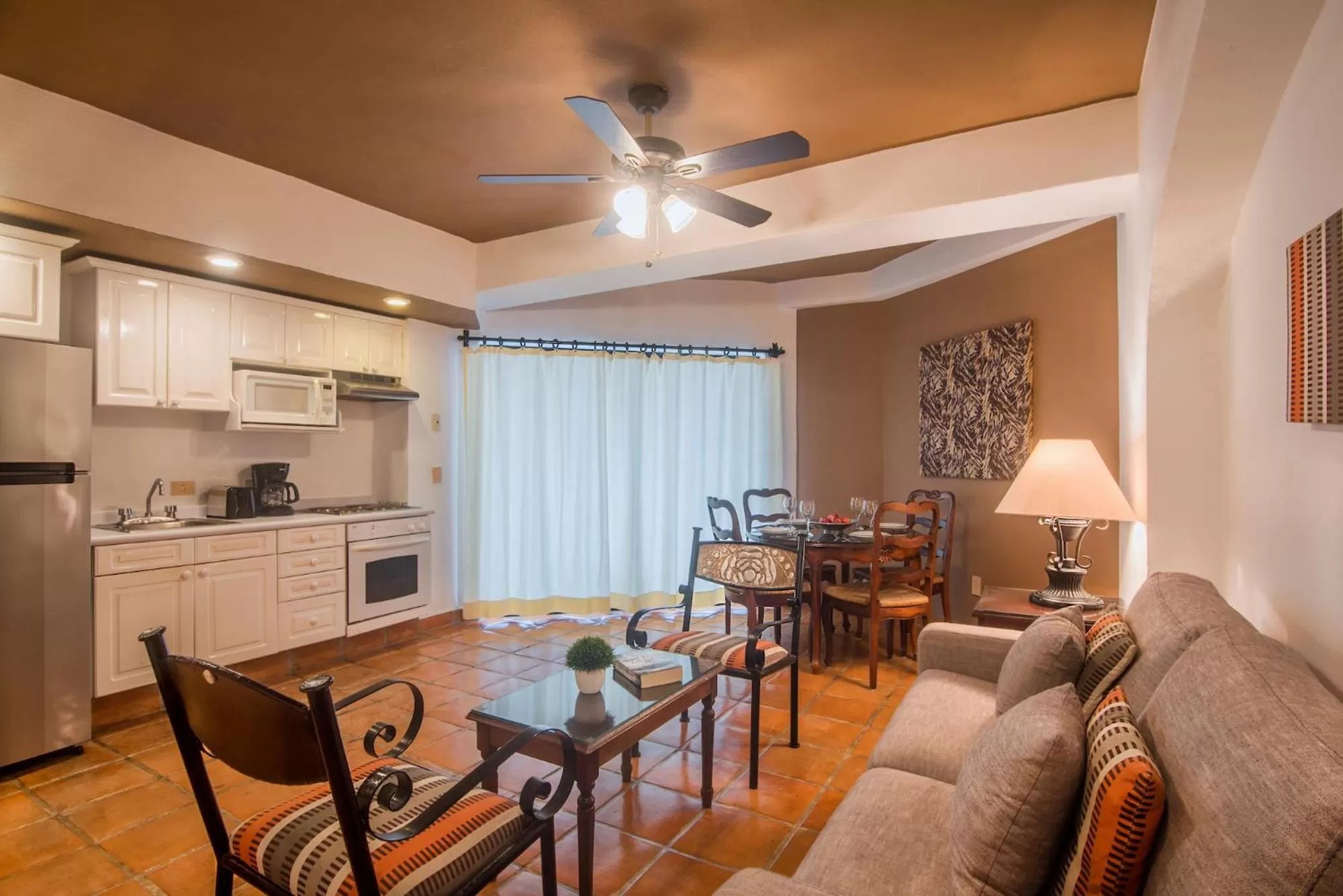 Kitchen or kitchenette, Dining Area in One Beach Street Zona Romantica Puerto Vallarta