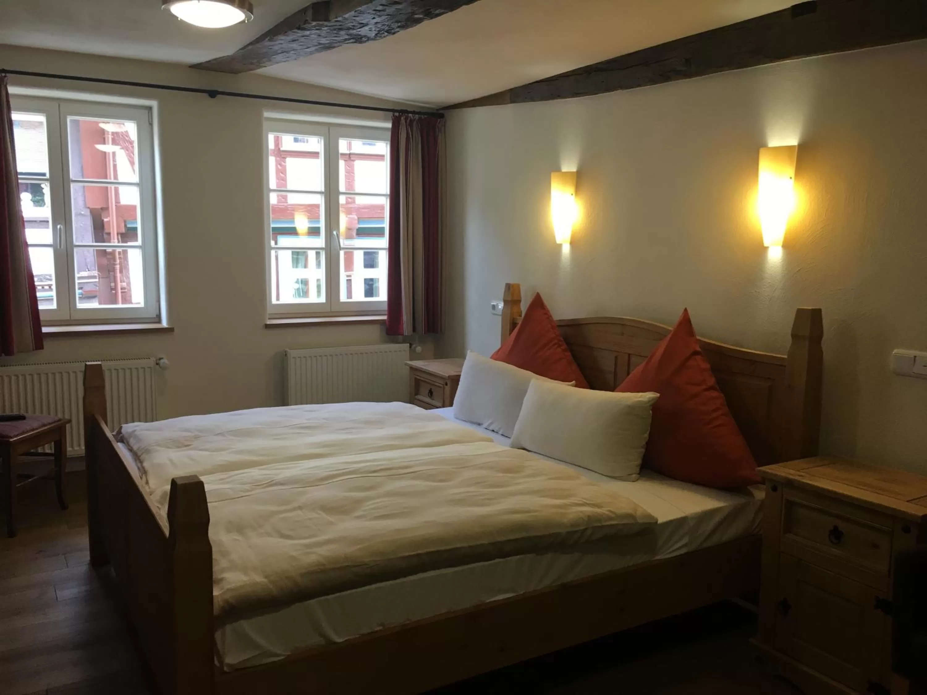 Photo of the whole room, Bed in Fachwerk-Hotel Eisenbart