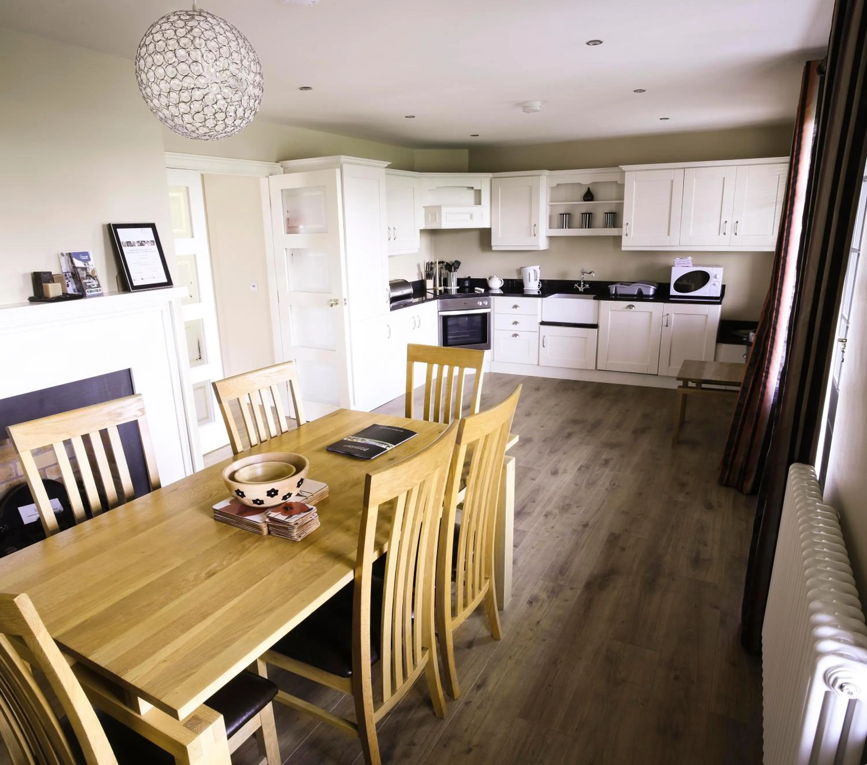 Kitchen or kitchenette in Lodge at Lough Erne