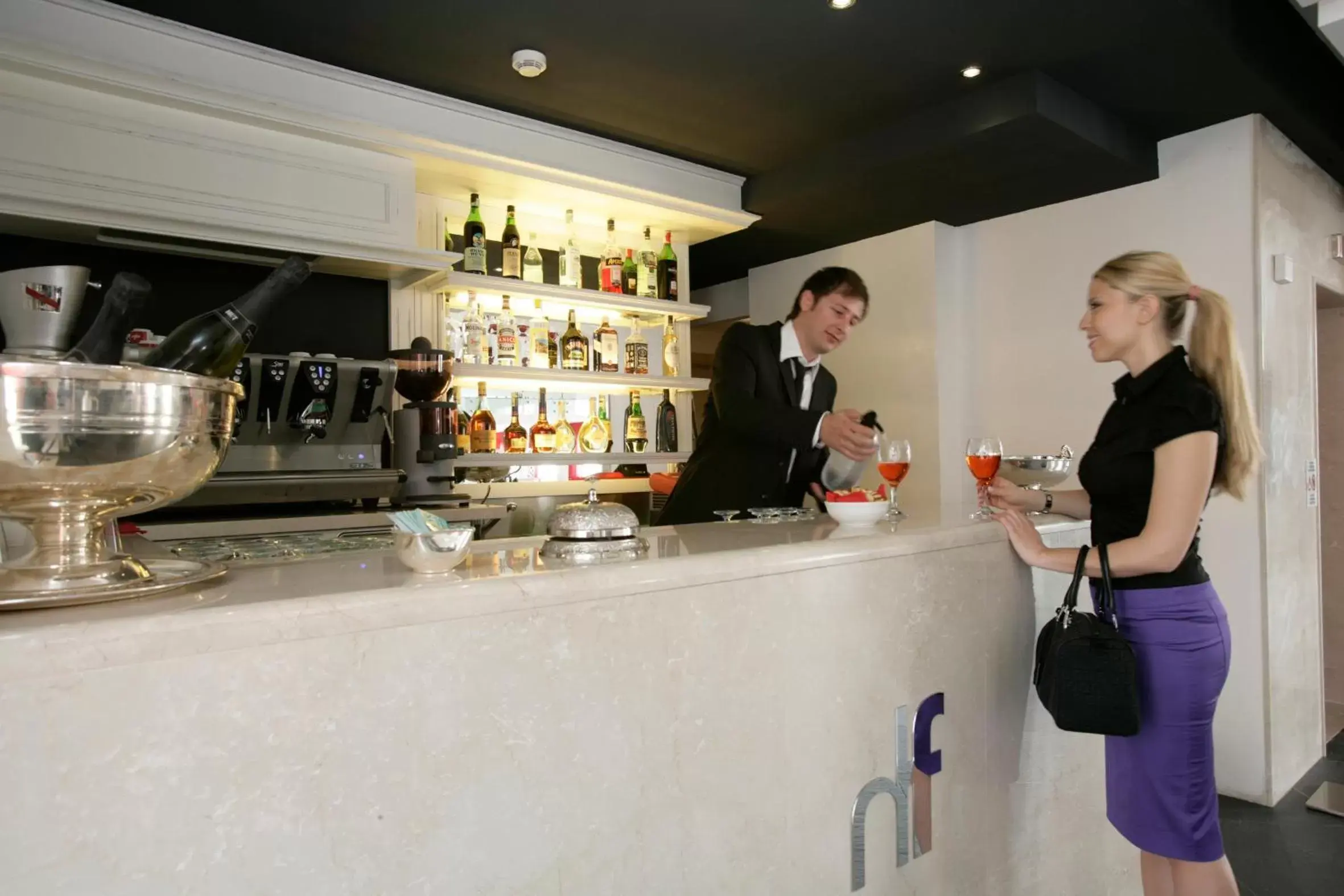 Lounge or bar in Hotel Fiera Di Brescia