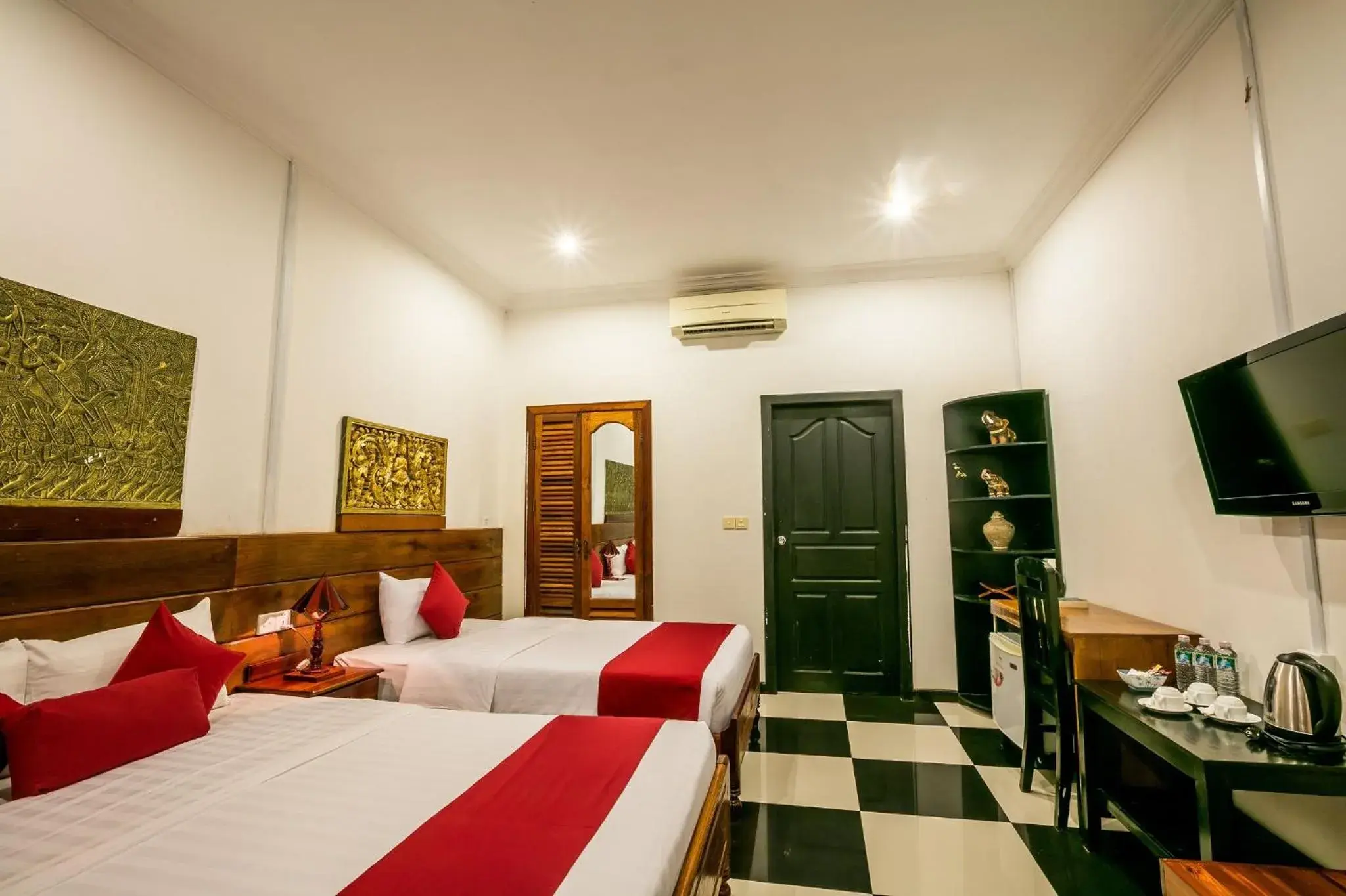 Photo of the whole room in Asanak D'Angkor Boutique Hotel