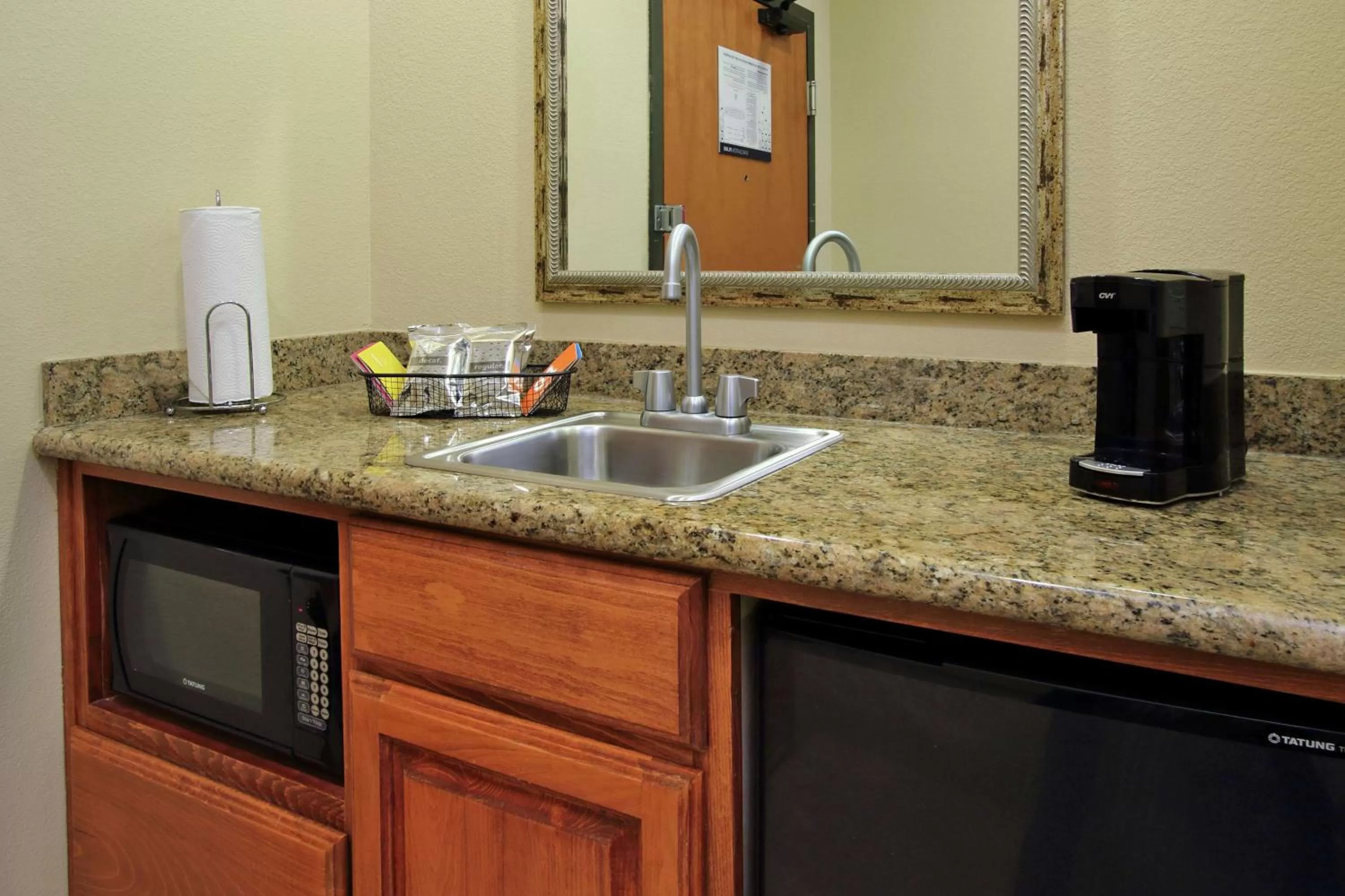 Bedroom in Hampton Inn & Suites Buffalo