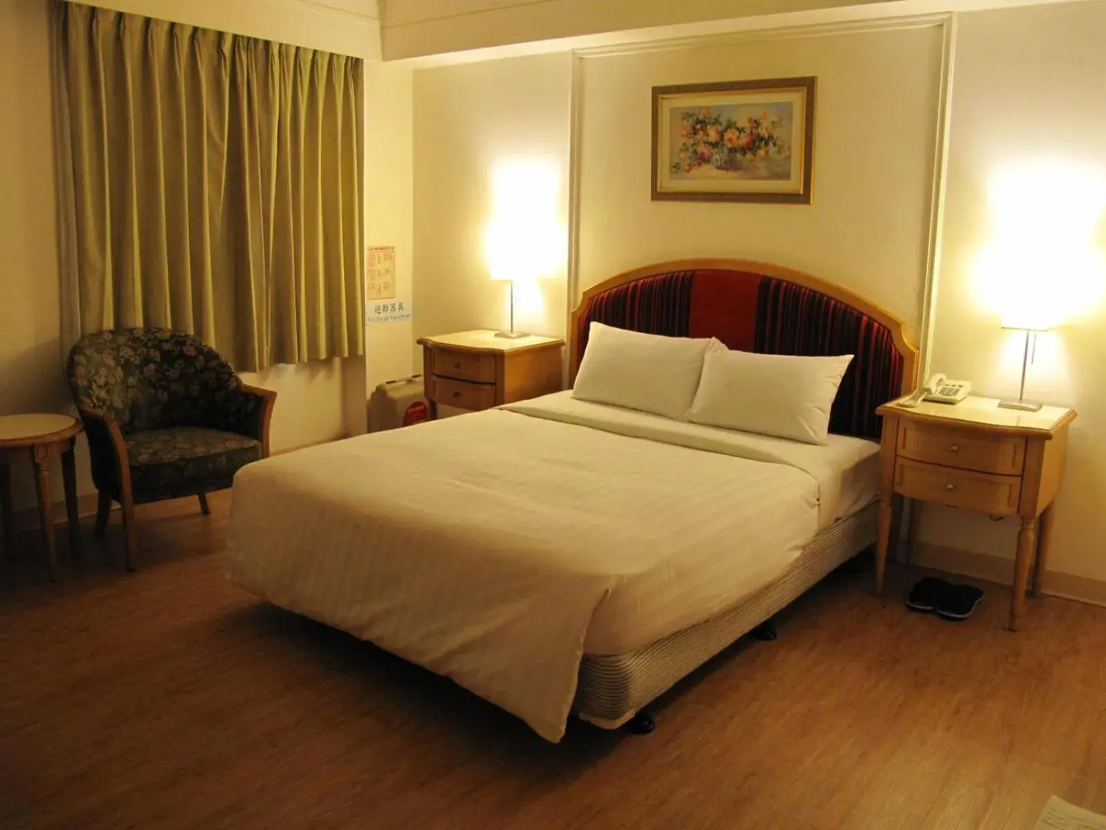 Business Double Room in 高第商旅 Gaudi Hotel Business Double Room in 高第商旅 Gaudi Hotel