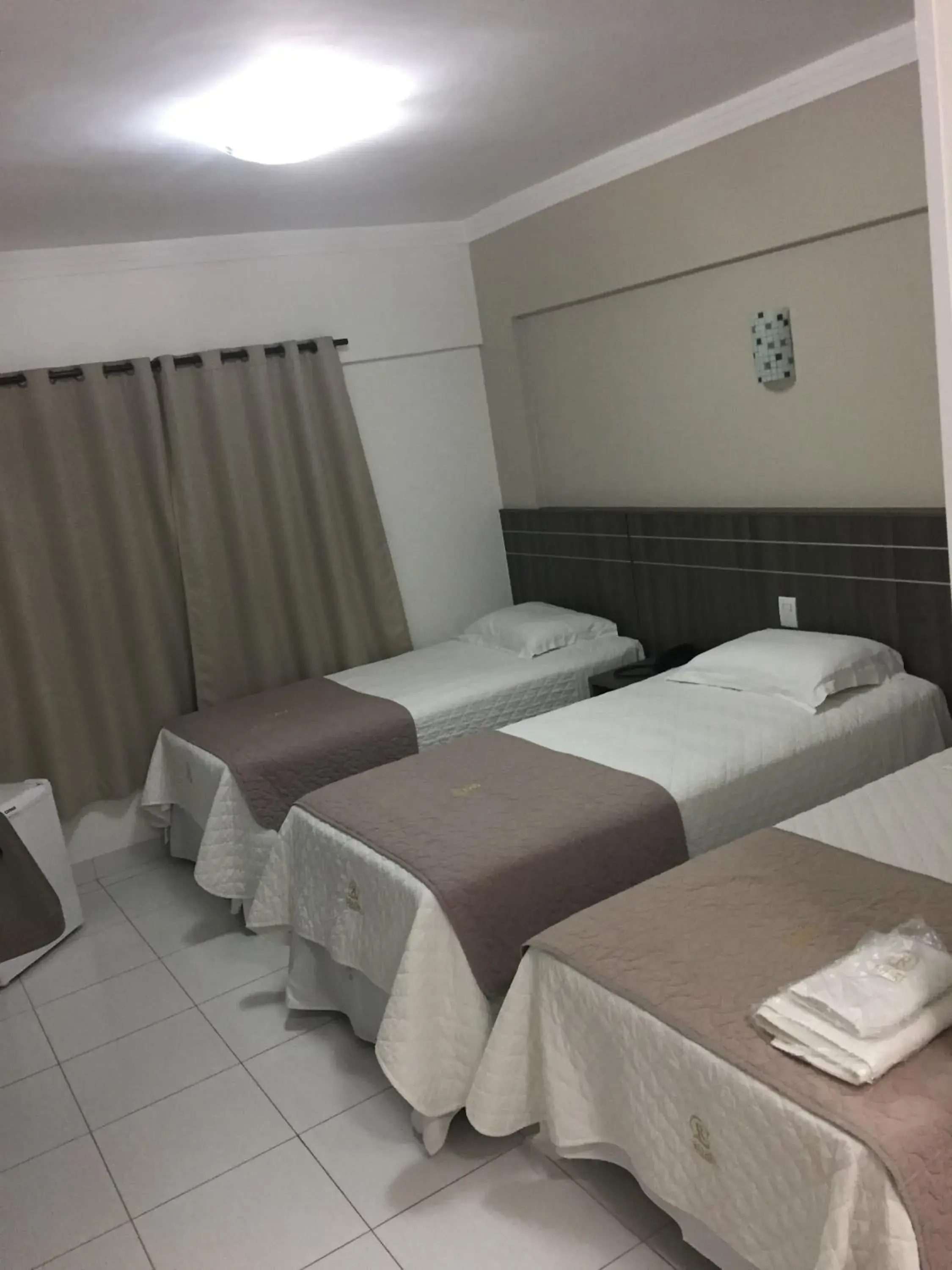 Bed in Hotel Roari Bed in Hotel Roari