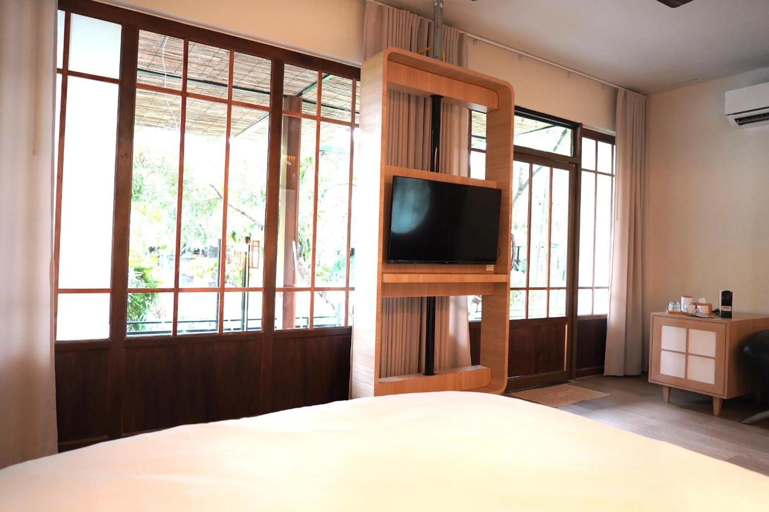 TV and multimedia, Bed in Villa Panalai