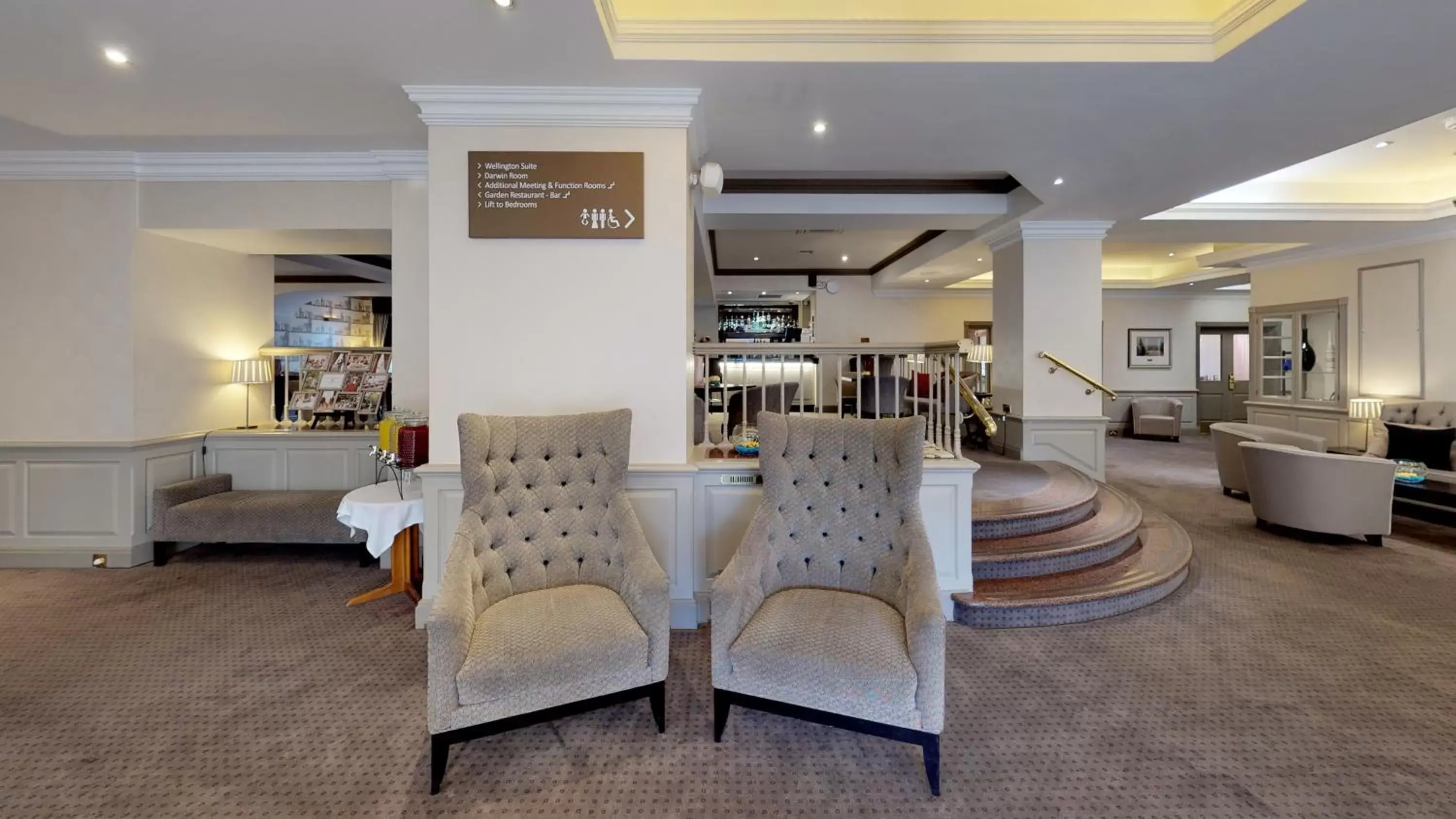 Lobby or reception in Bromley Court Hotel London