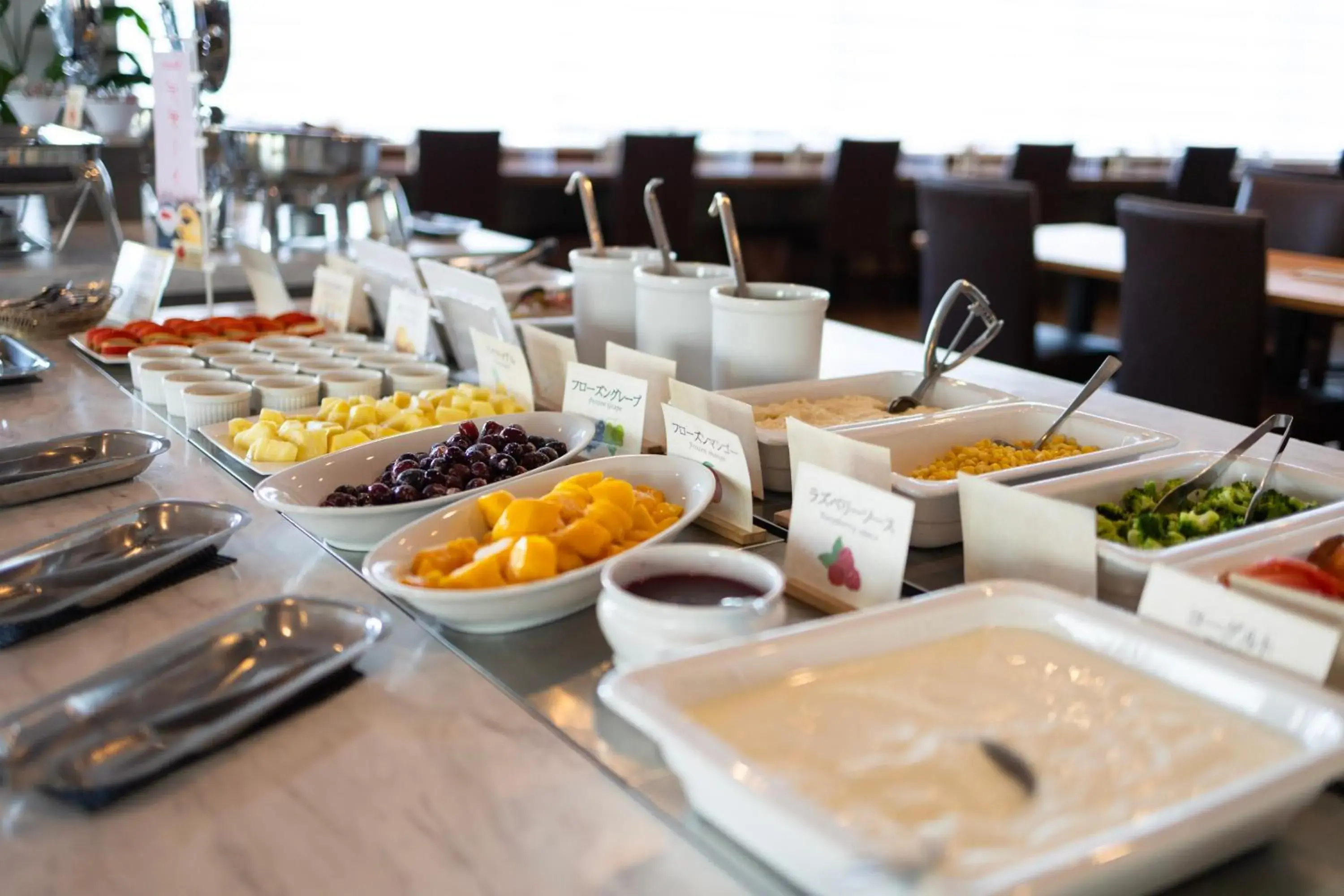 Buffet breakfast in Yokohama Sakuragicho Washington Hotel