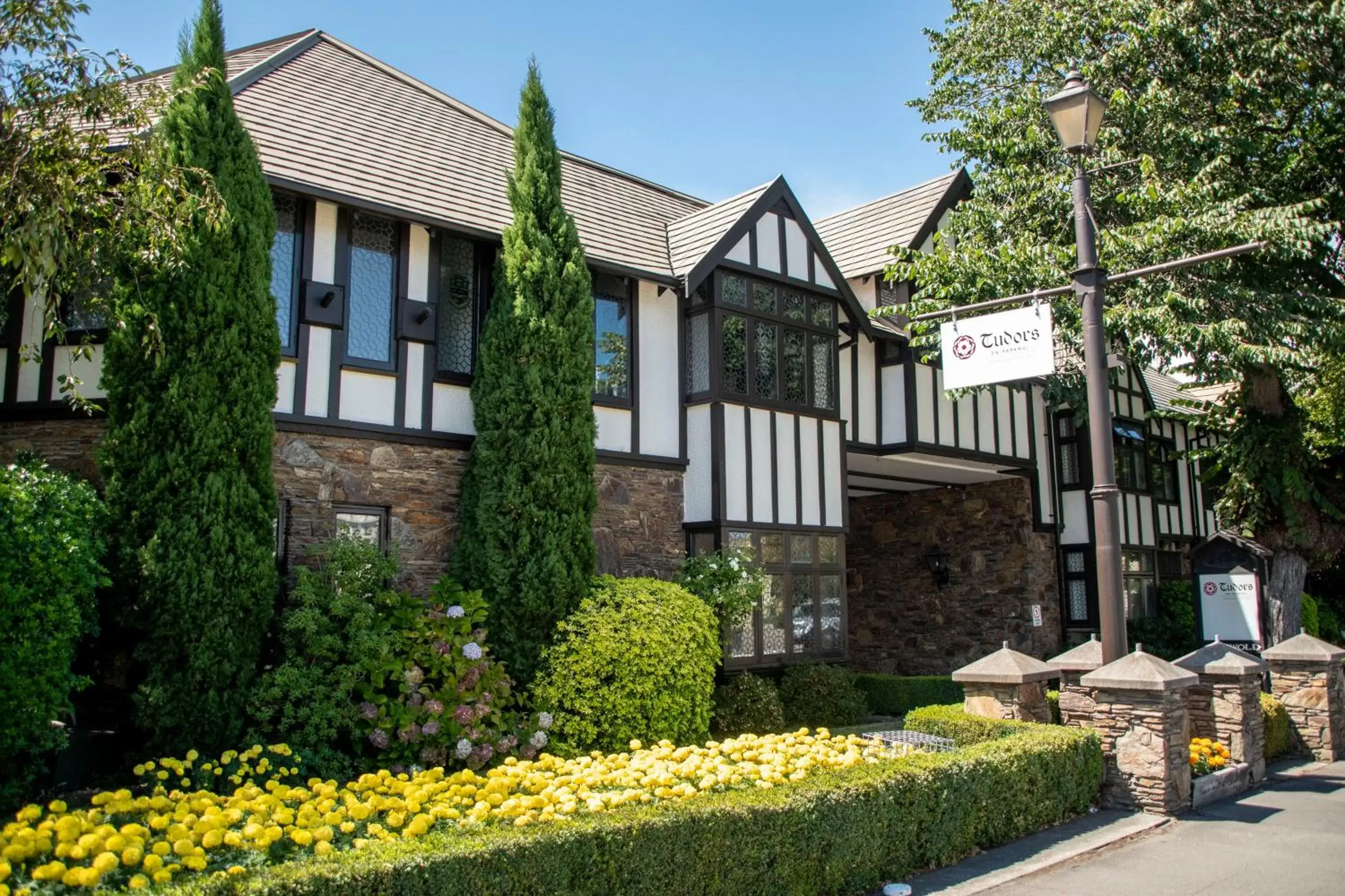 Facade/entrance, Property Building in Scenic Hotel Cotswold