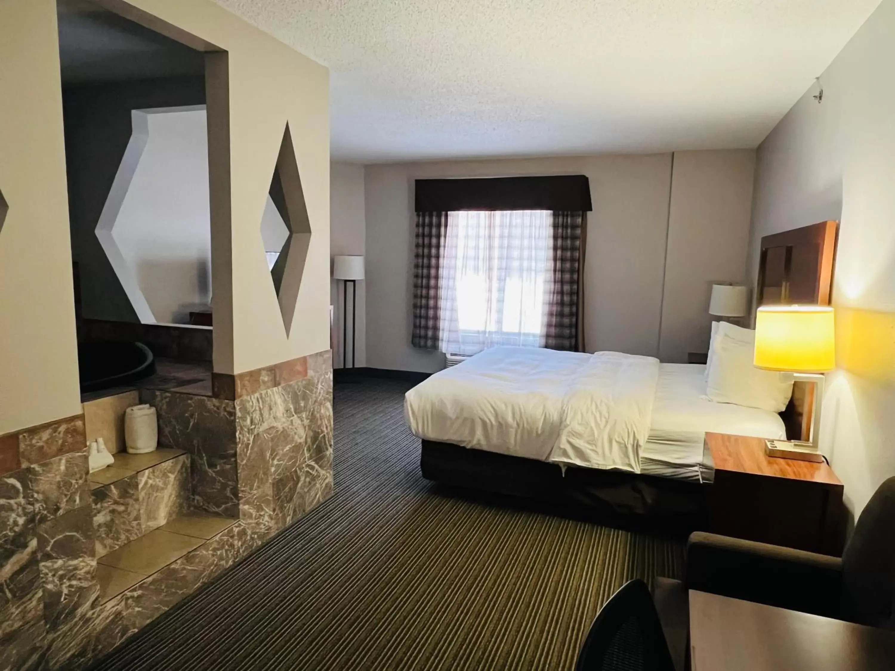 Country Inn & Suites by Radisson, Battle Creek, MI