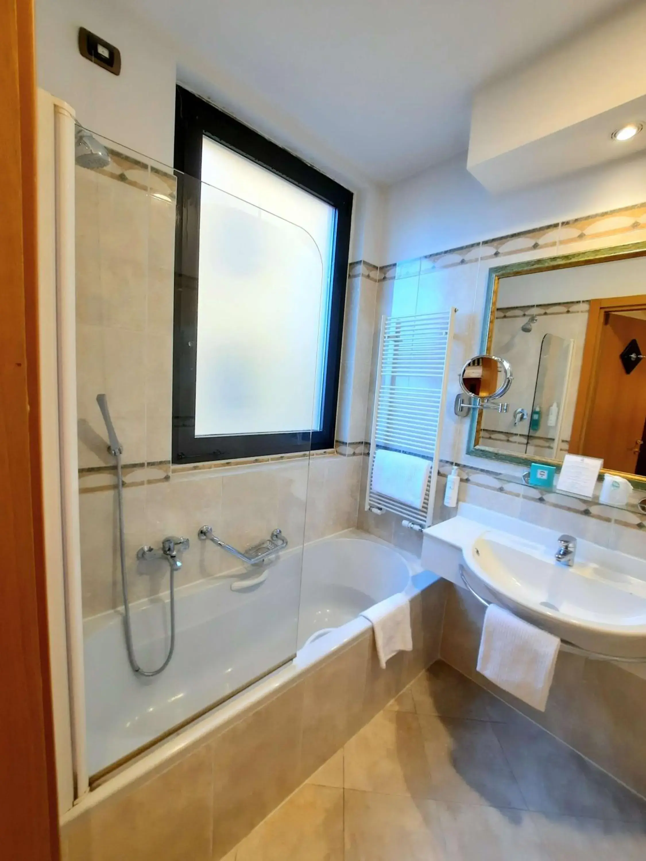 Bathroom in Hotel Mirage, Sure Hotel Collection by Best Western