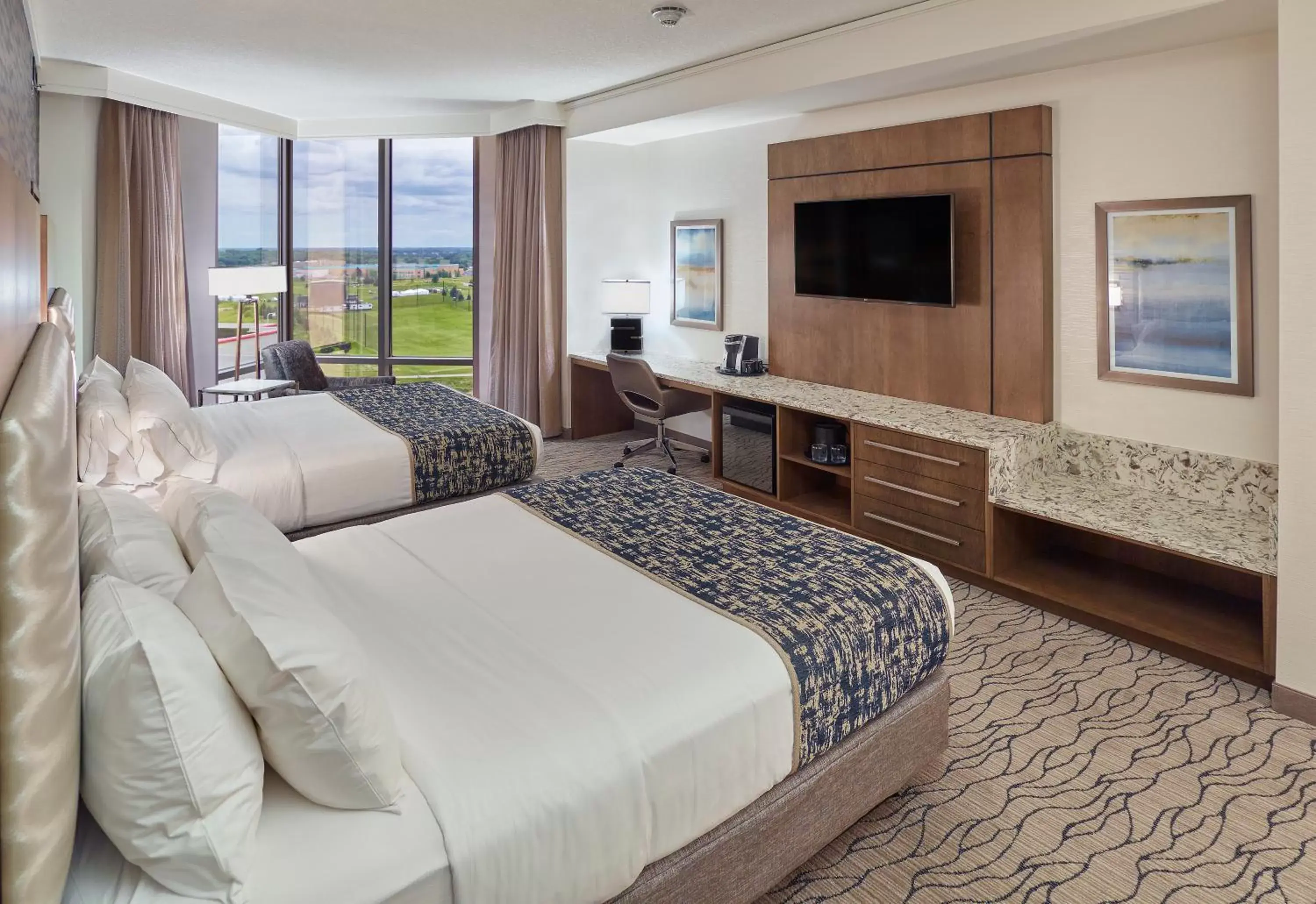 Bedroom in Mystic Lake Casino Hotel