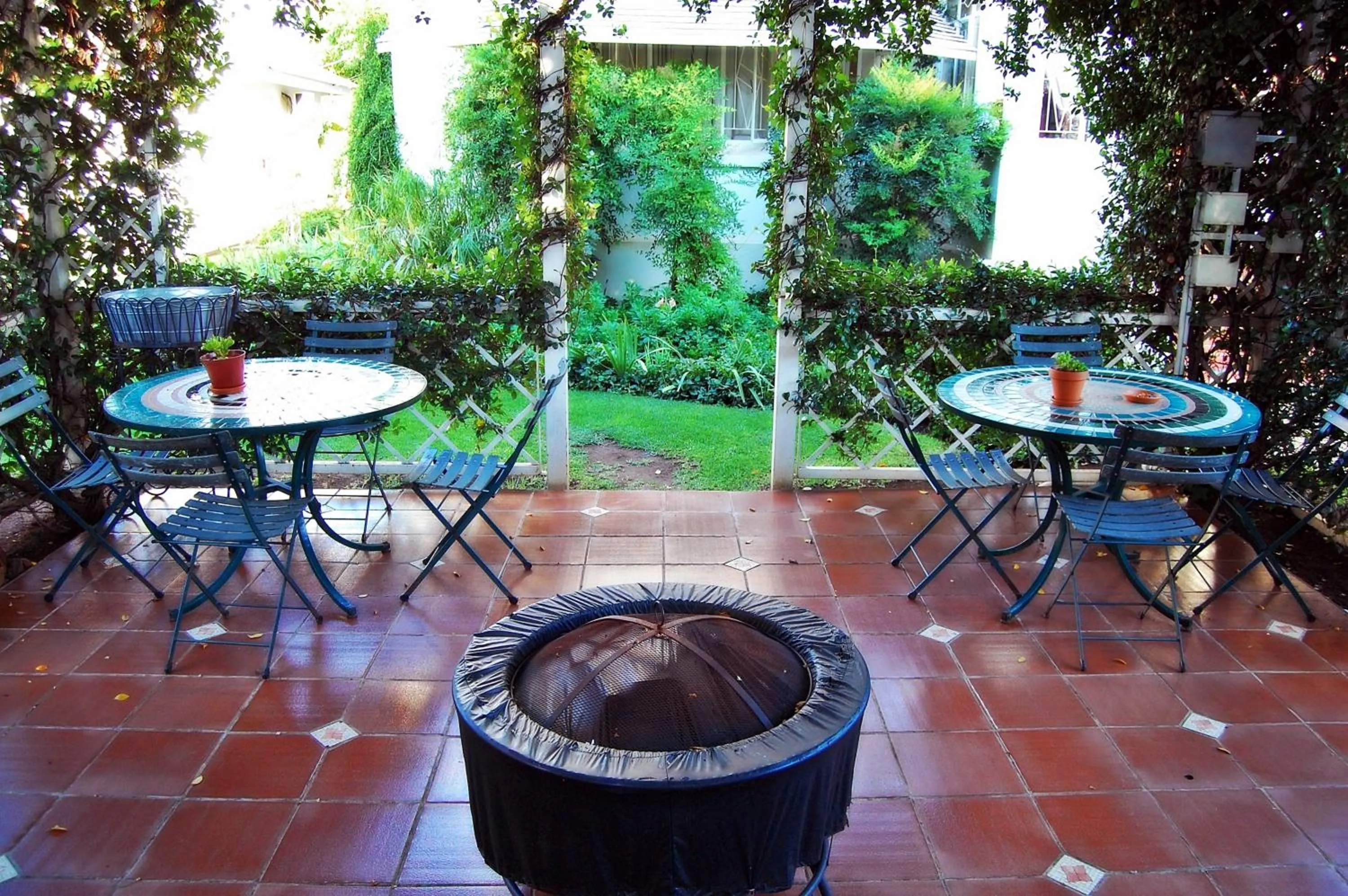Patio in A Tapestry Garden Guest House