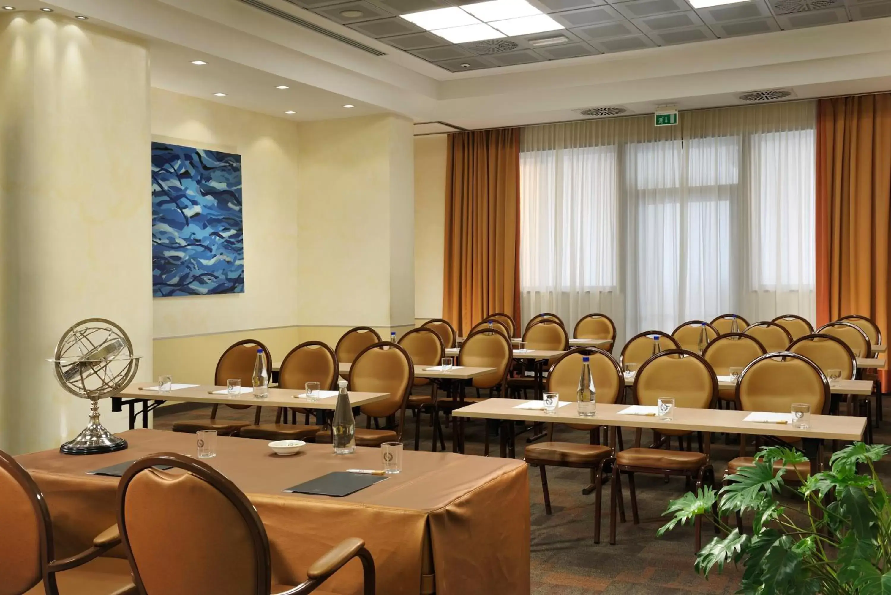 Business facilities in FH55 Grand Hotel Mediterraneo