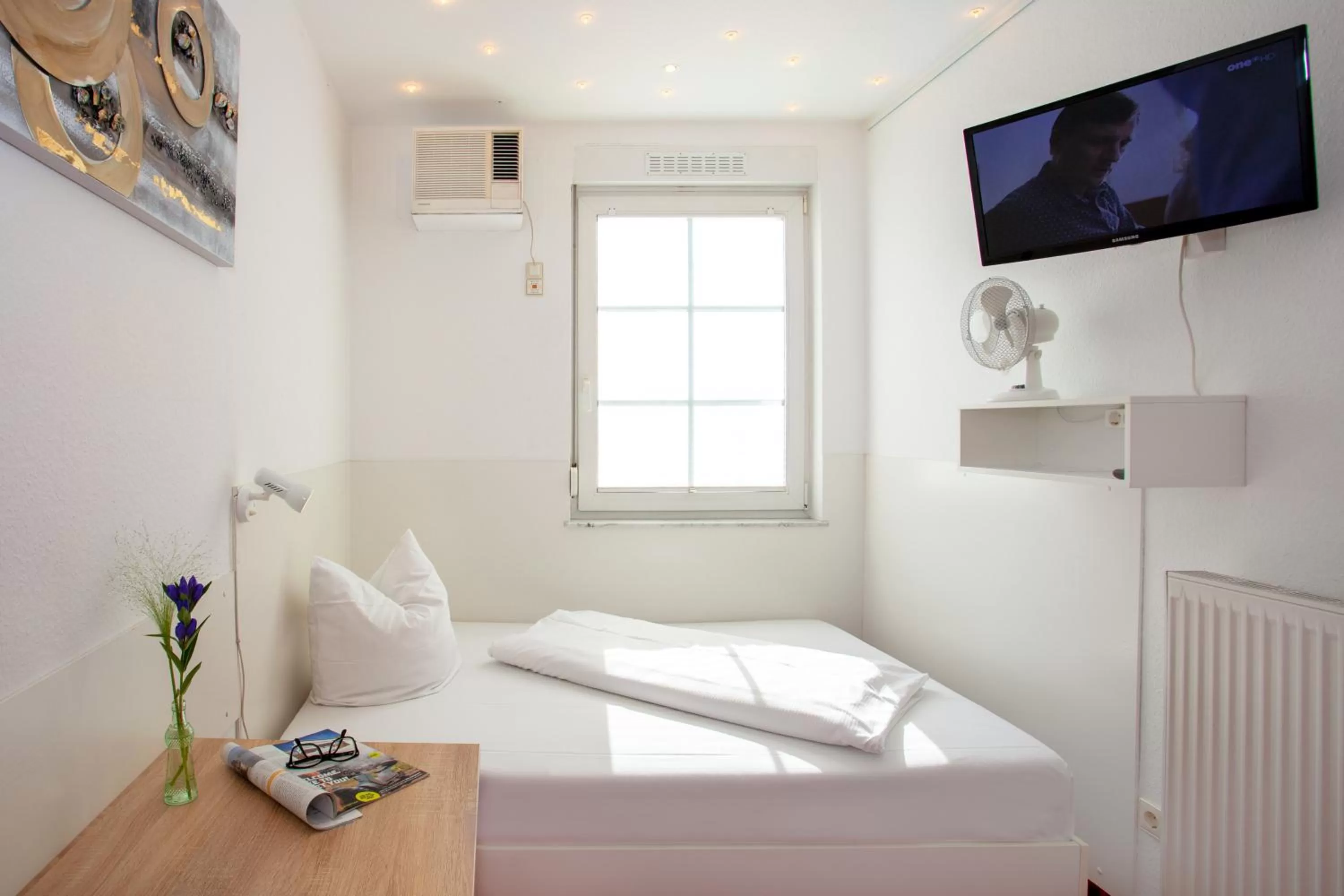 Photo of the whole room, Bed in Relax Hotel & SPA Stuttgart