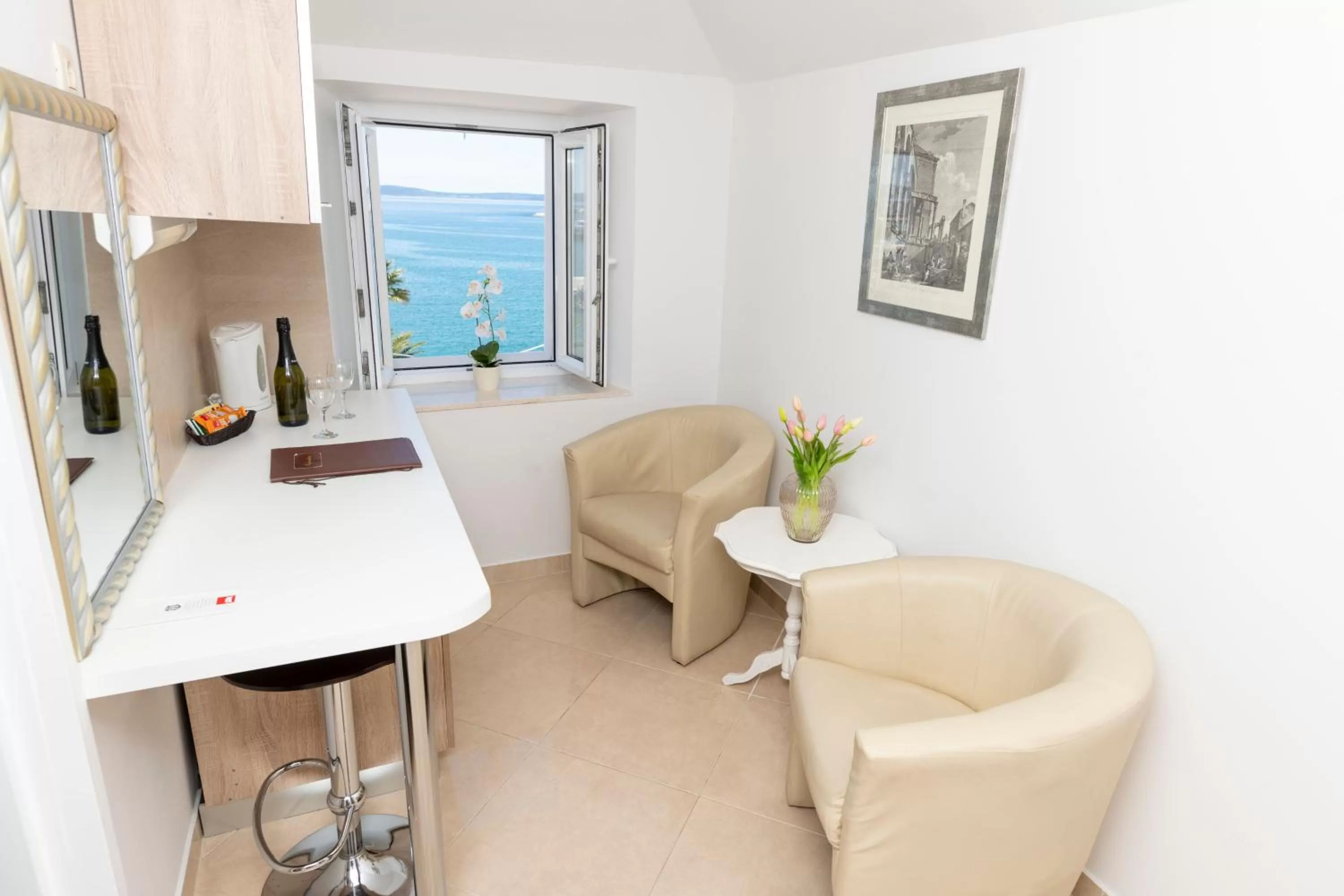 Bedroom, Seating Area in Deluxe Collection Hotel Kastel