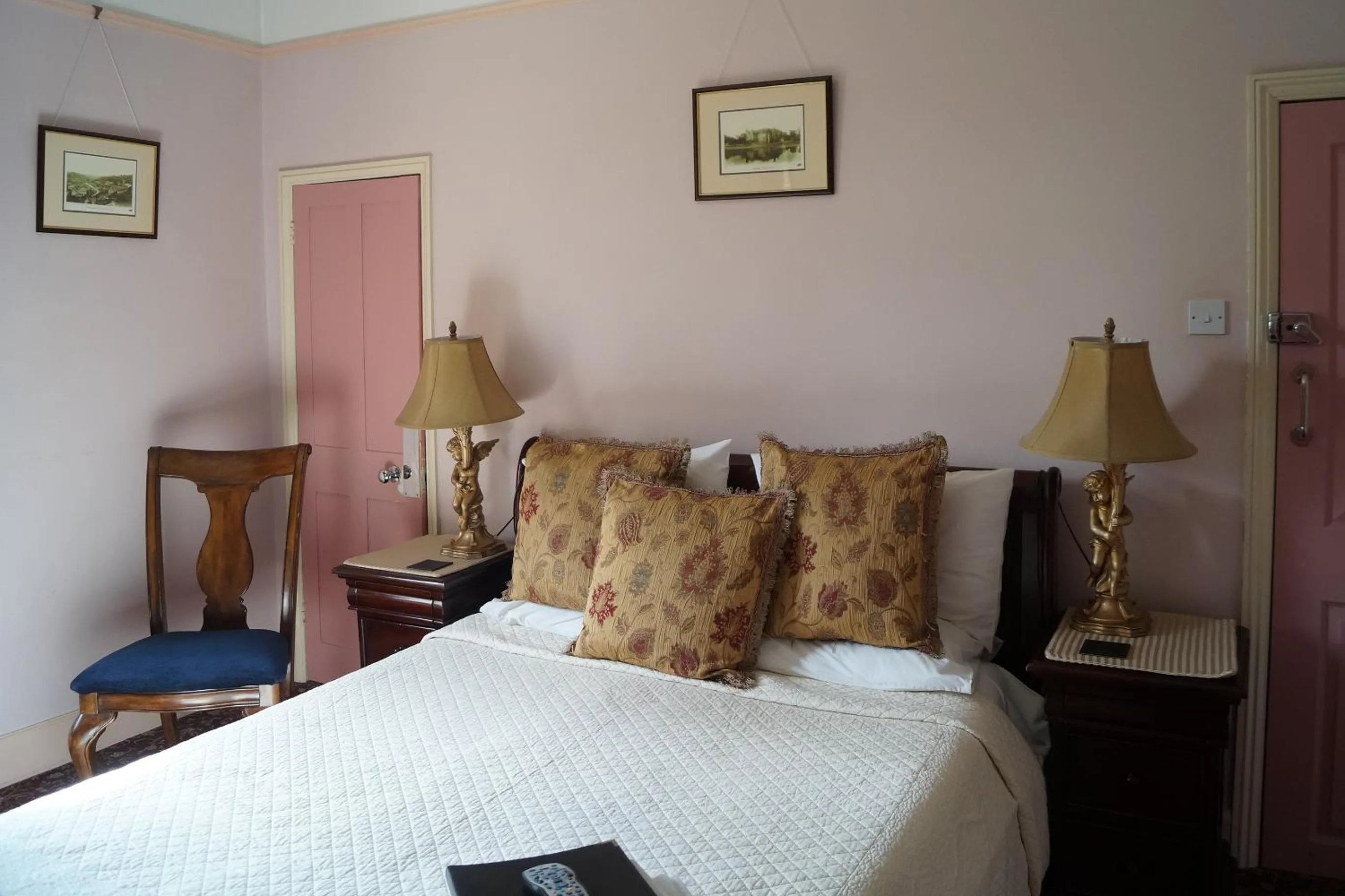 Bed in Foundry Masters House