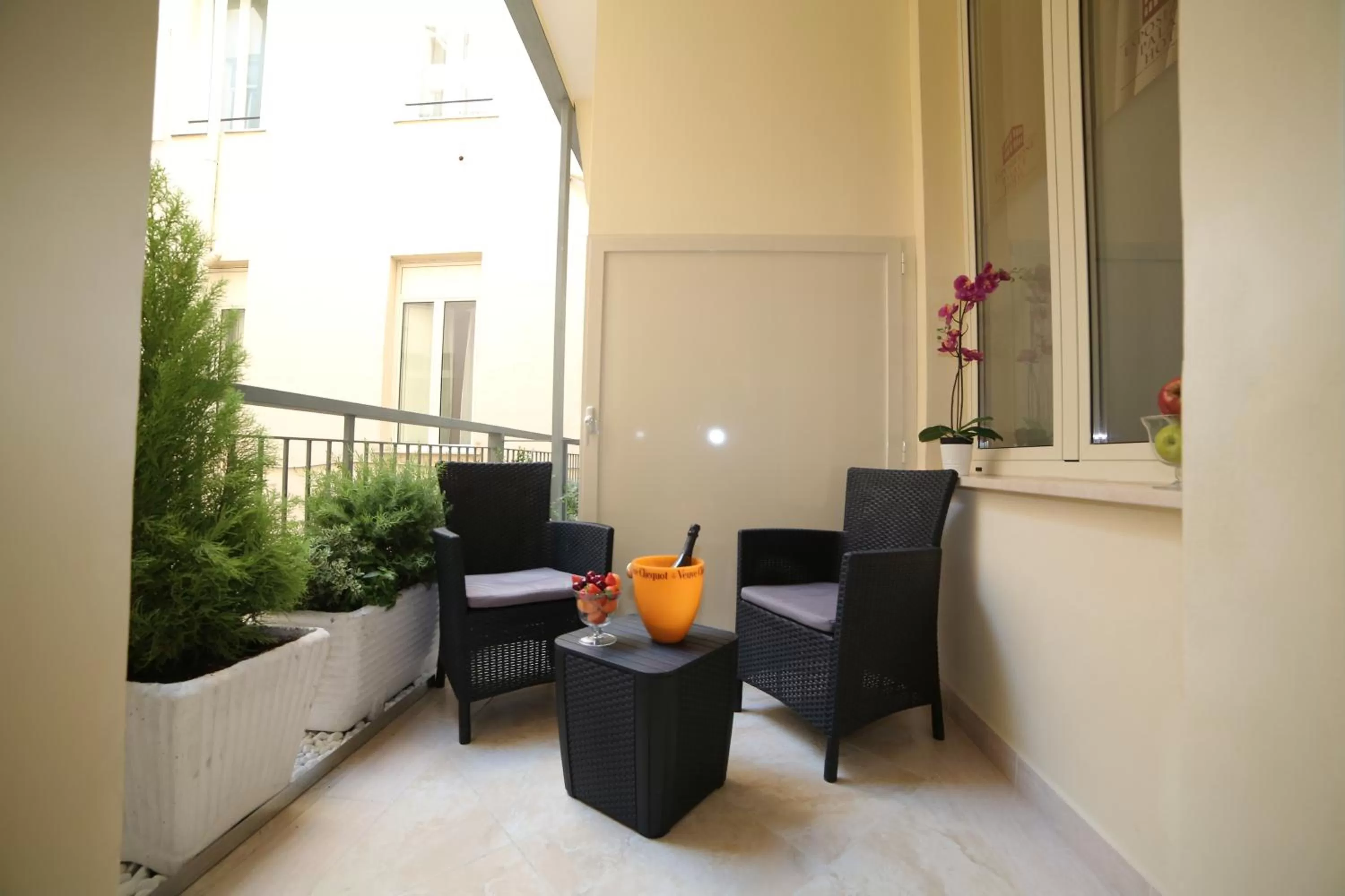 Balcony/Terrace in Esposizione Palace Hotel