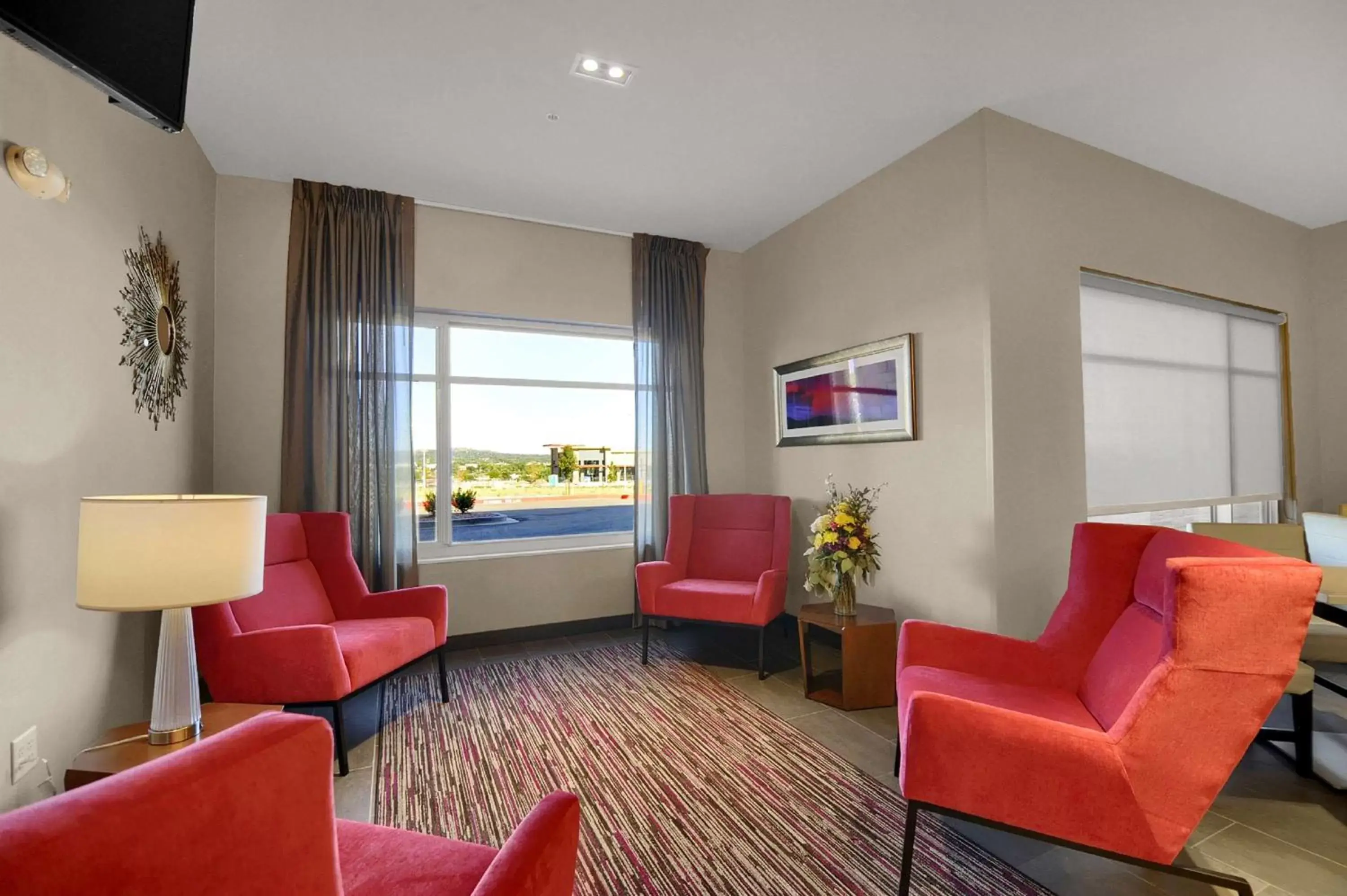 Lobby or reception, Seating Area in Best Western Plus Executive Residency Fillmore Inn
