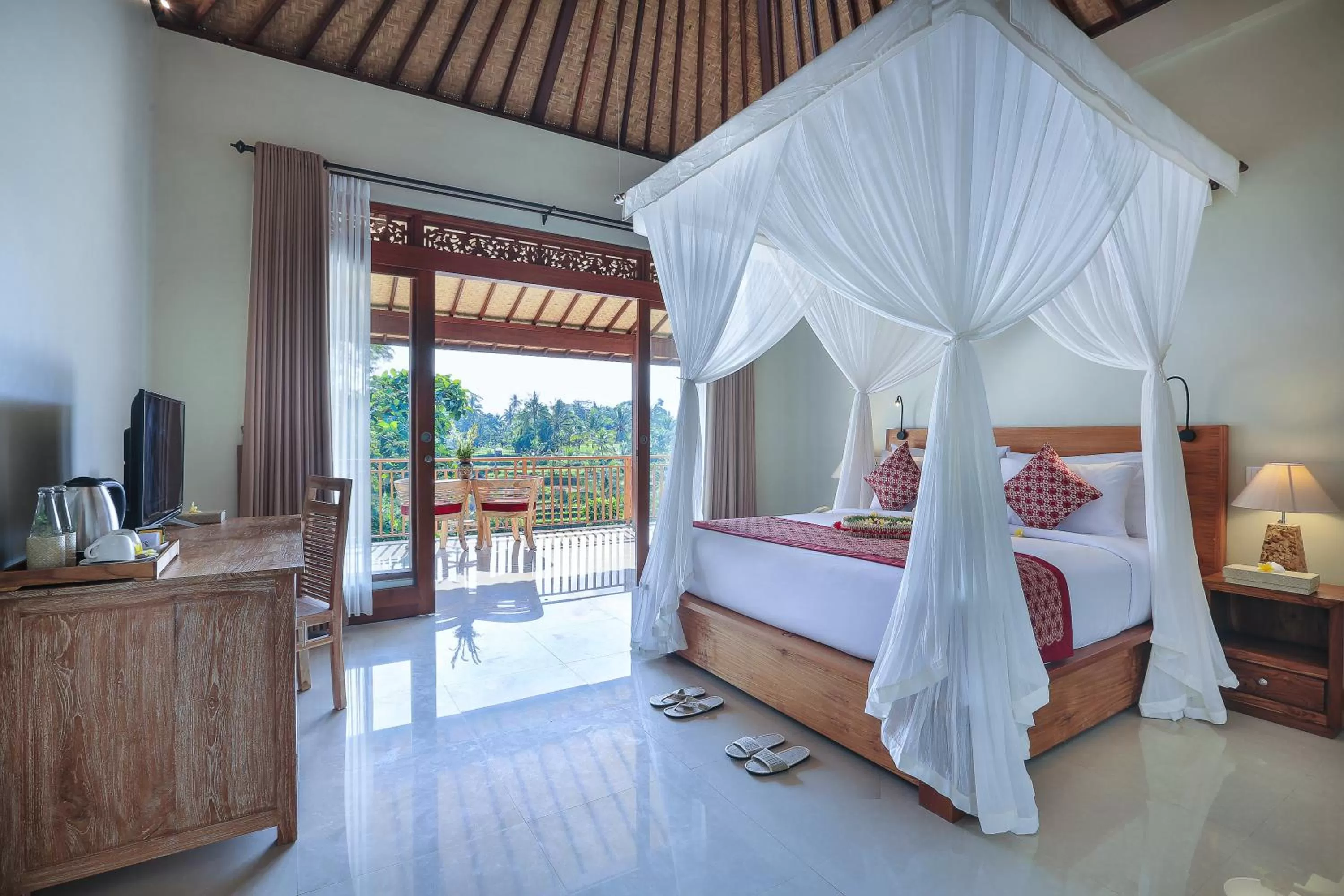 Communal lounge/ TV room, Bed in Nata Ubud