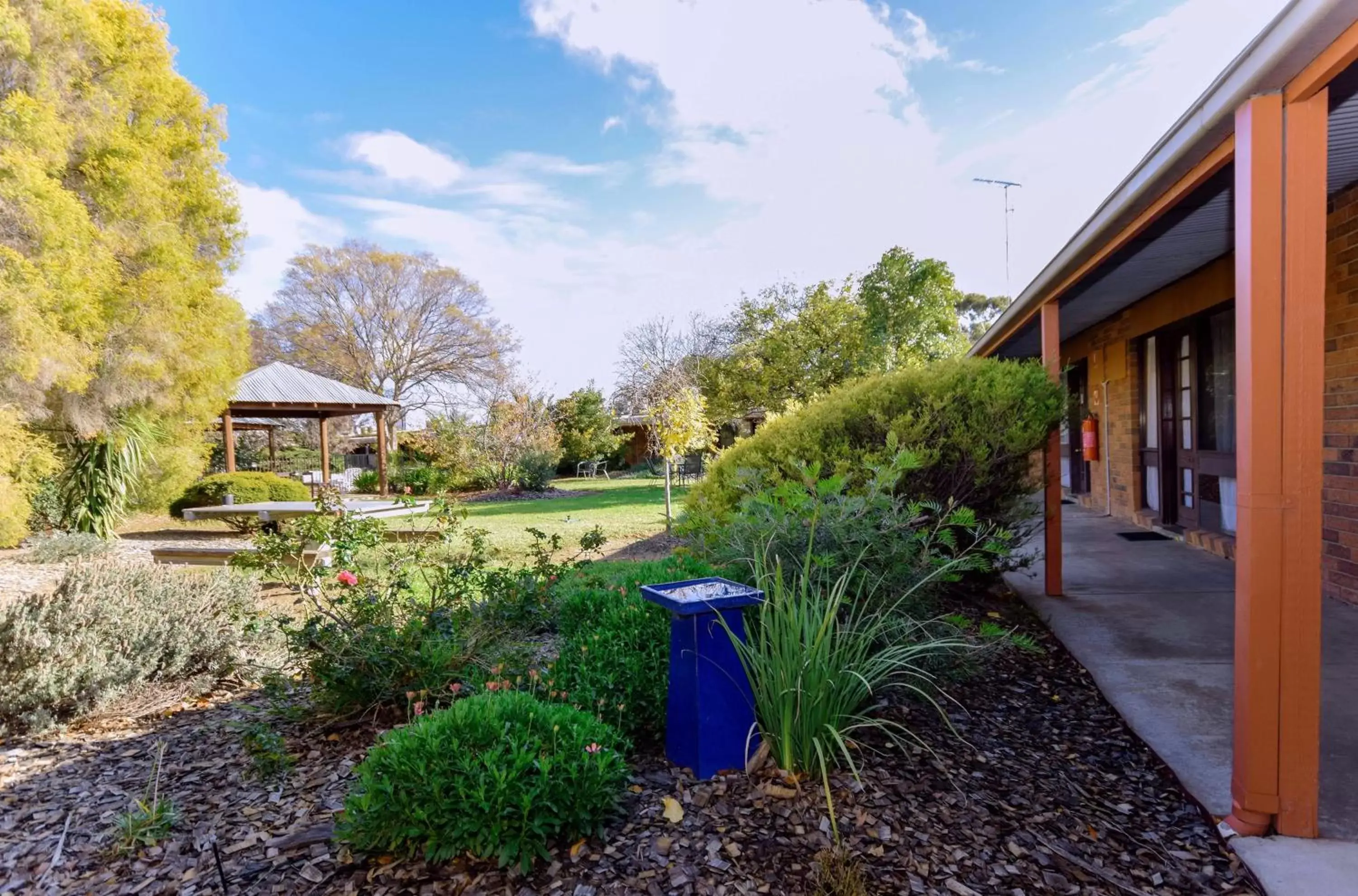 Garden view, Garden in River Country Inn