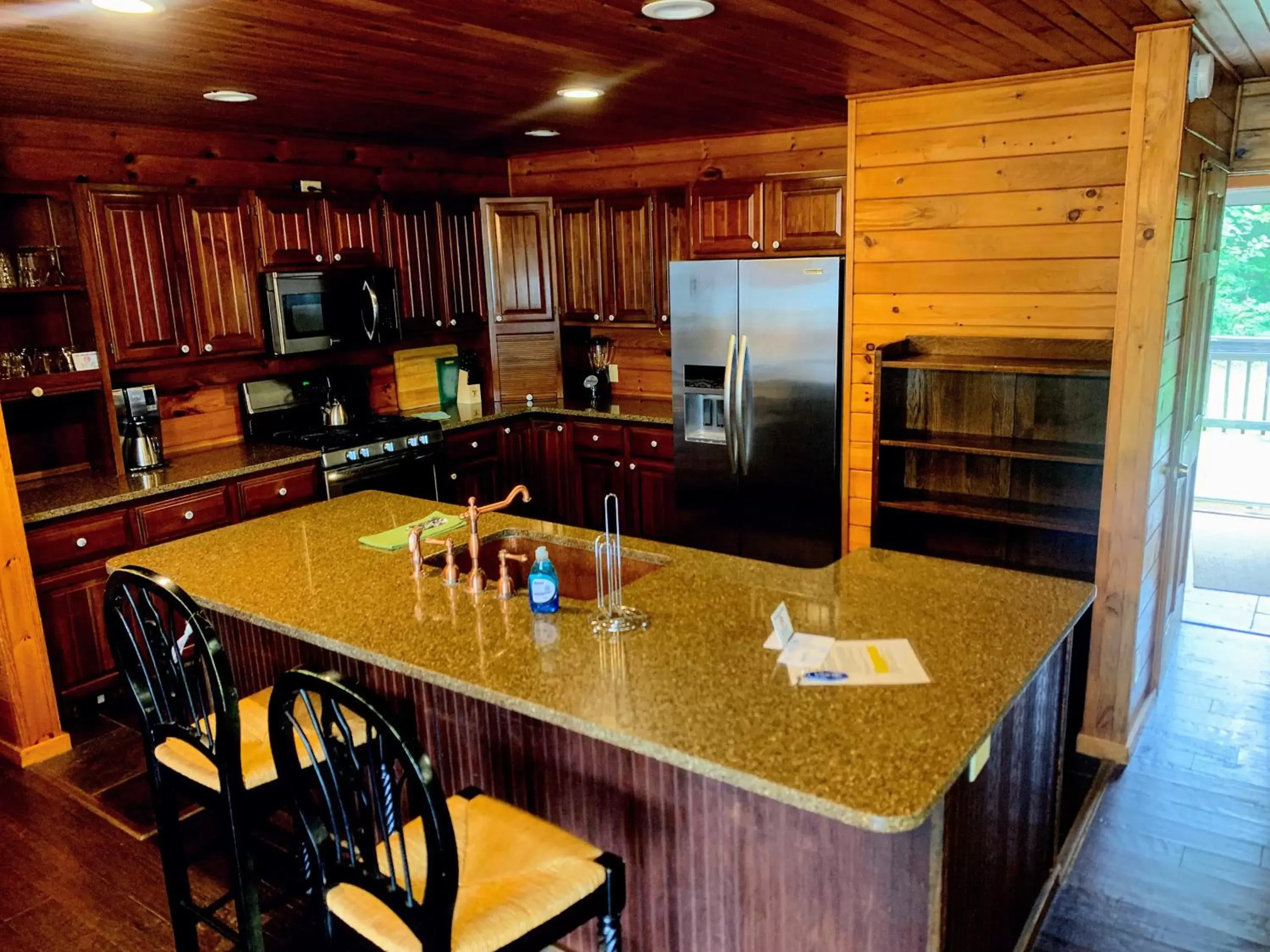 Kitchen or kitchenette, Kitchen/Kitchenette in Blue Lagoon Resort