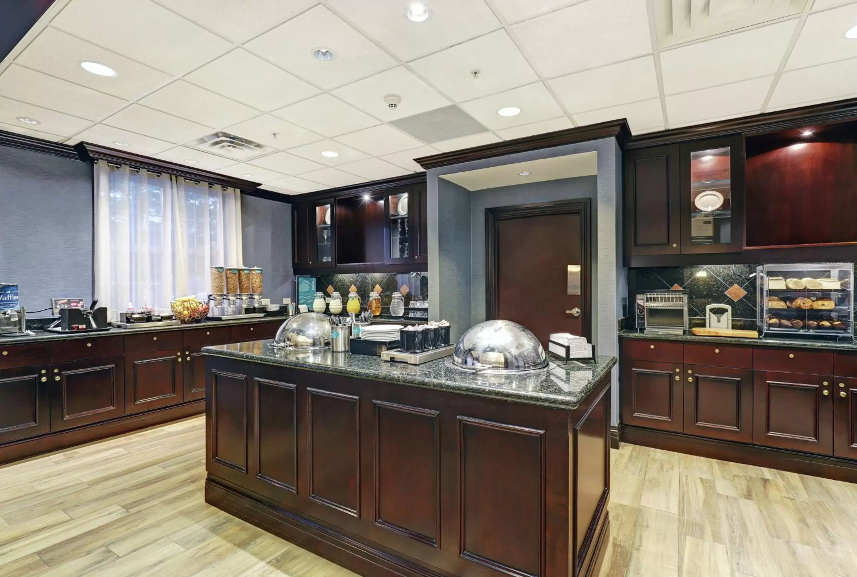 Breakfast, Restaurant/Places to Eat in Homewood Suites by Hilton Cambridge-Waterloo, Ontario