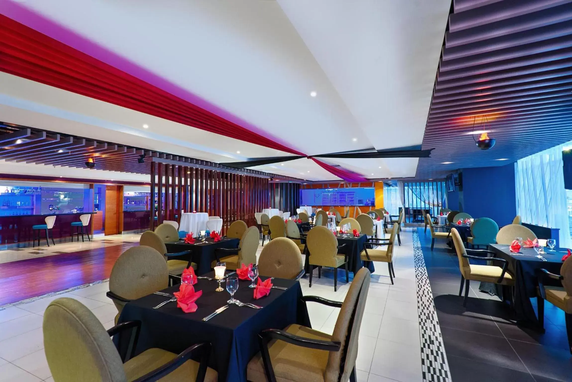 Lounge or bar, Restaurant/Places to Eat in Zenith Kuantan