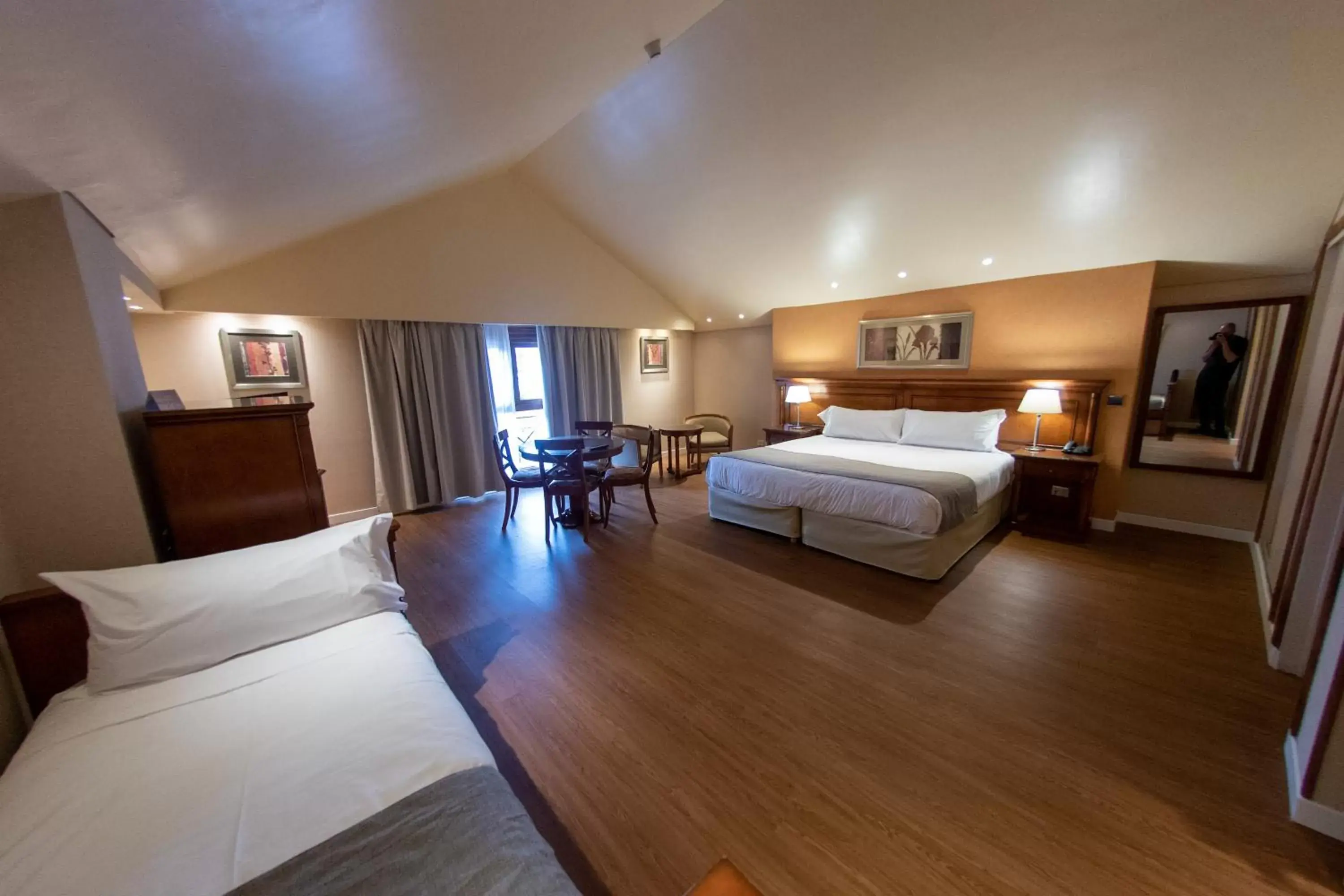 Photo of the whole room, Bed in Hotel Albatros