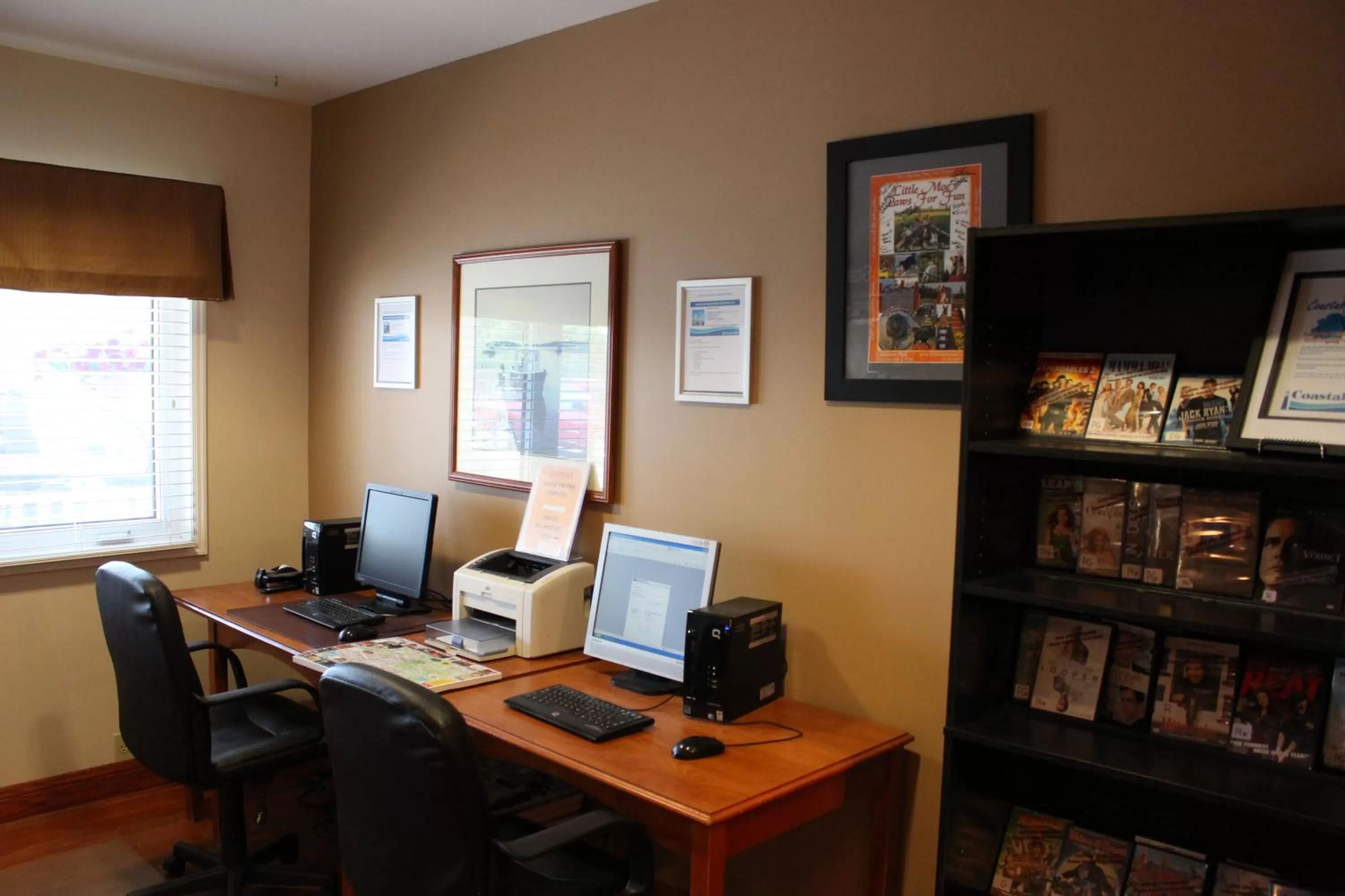 Business facilities in Coastal Inn Halifax - Bayers Lake