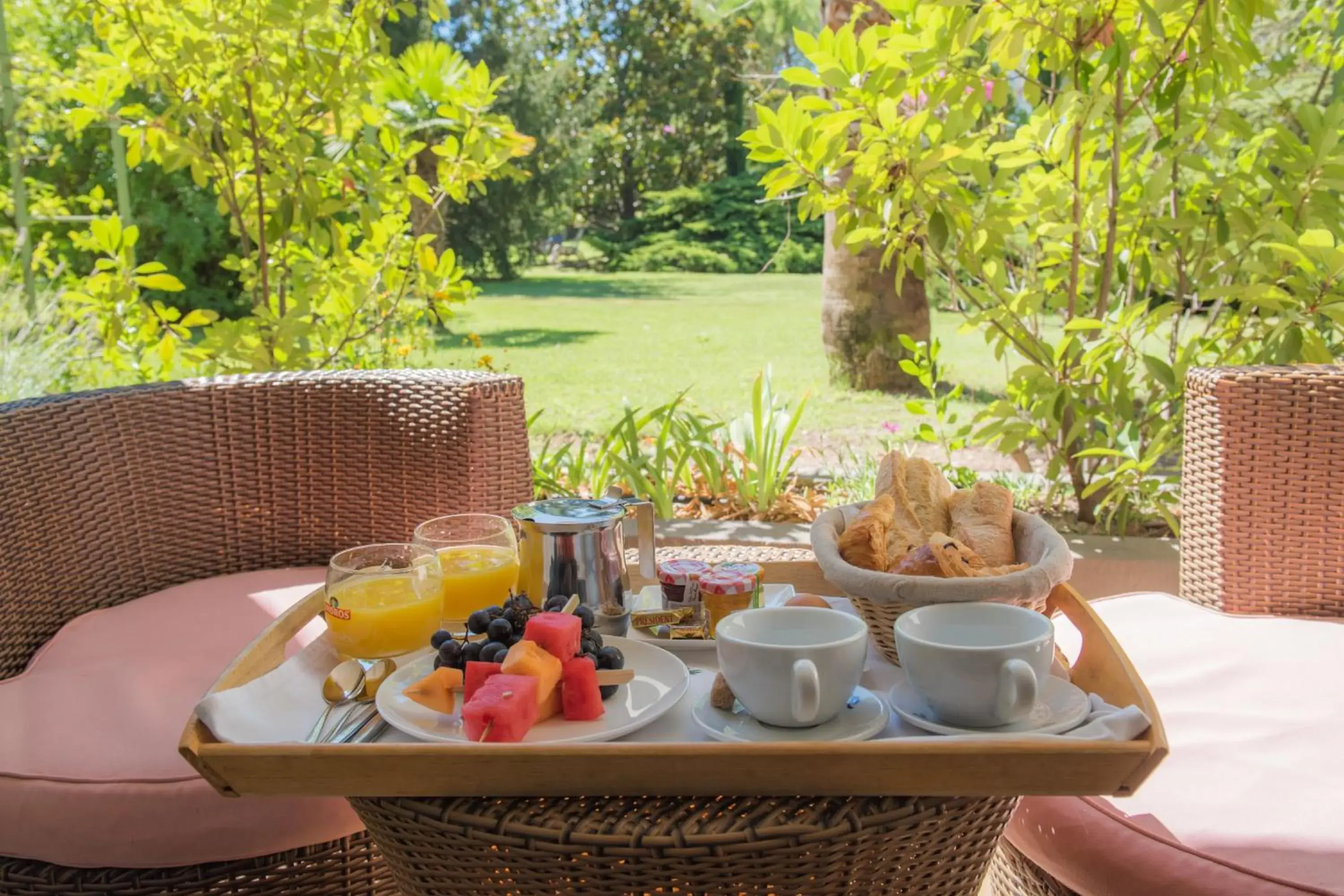 Breakfast in Best Western Sevan Parc Hotel