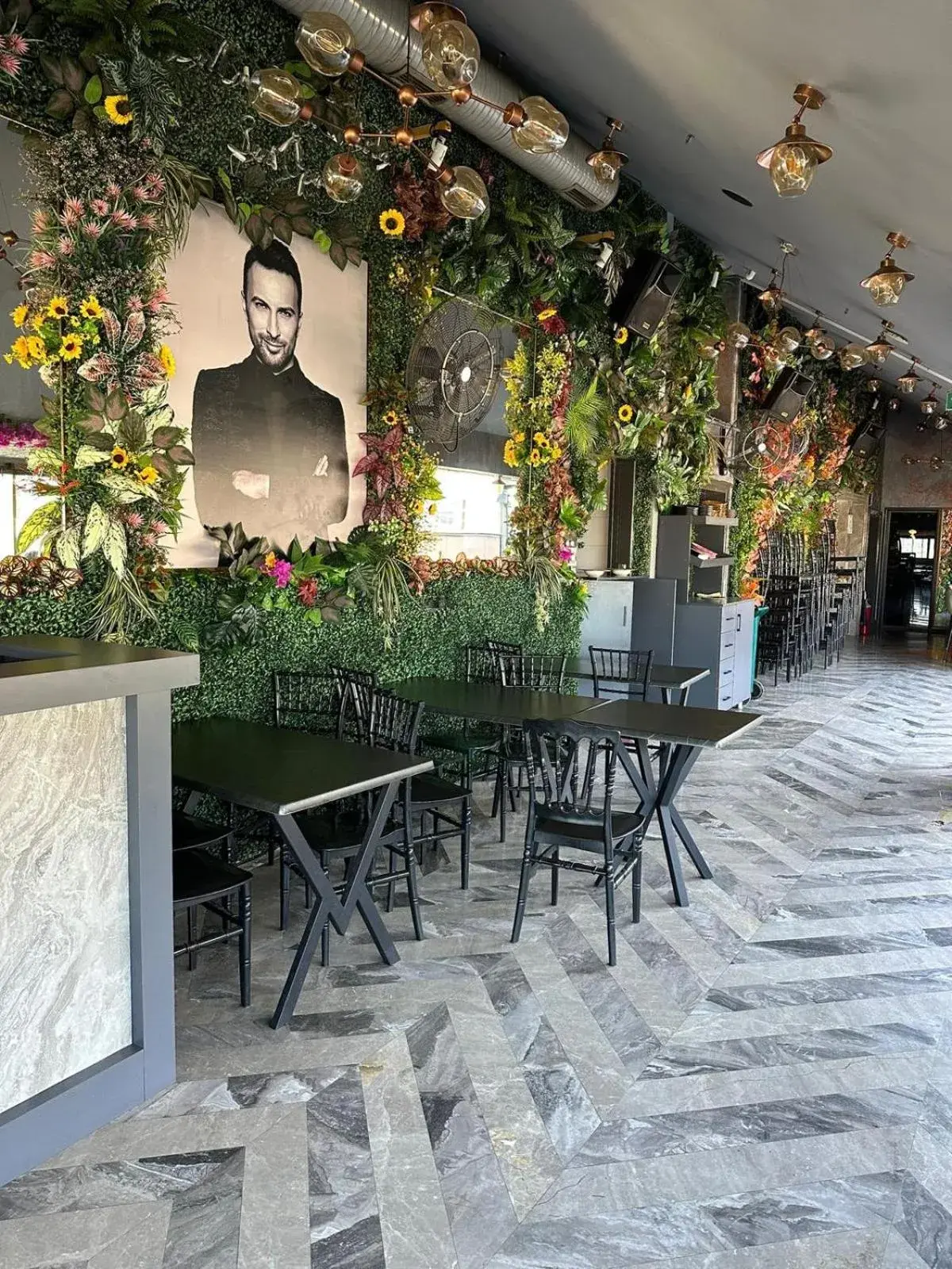 Restaurant/places to eat in TK Taxim Bosphorus Hotel