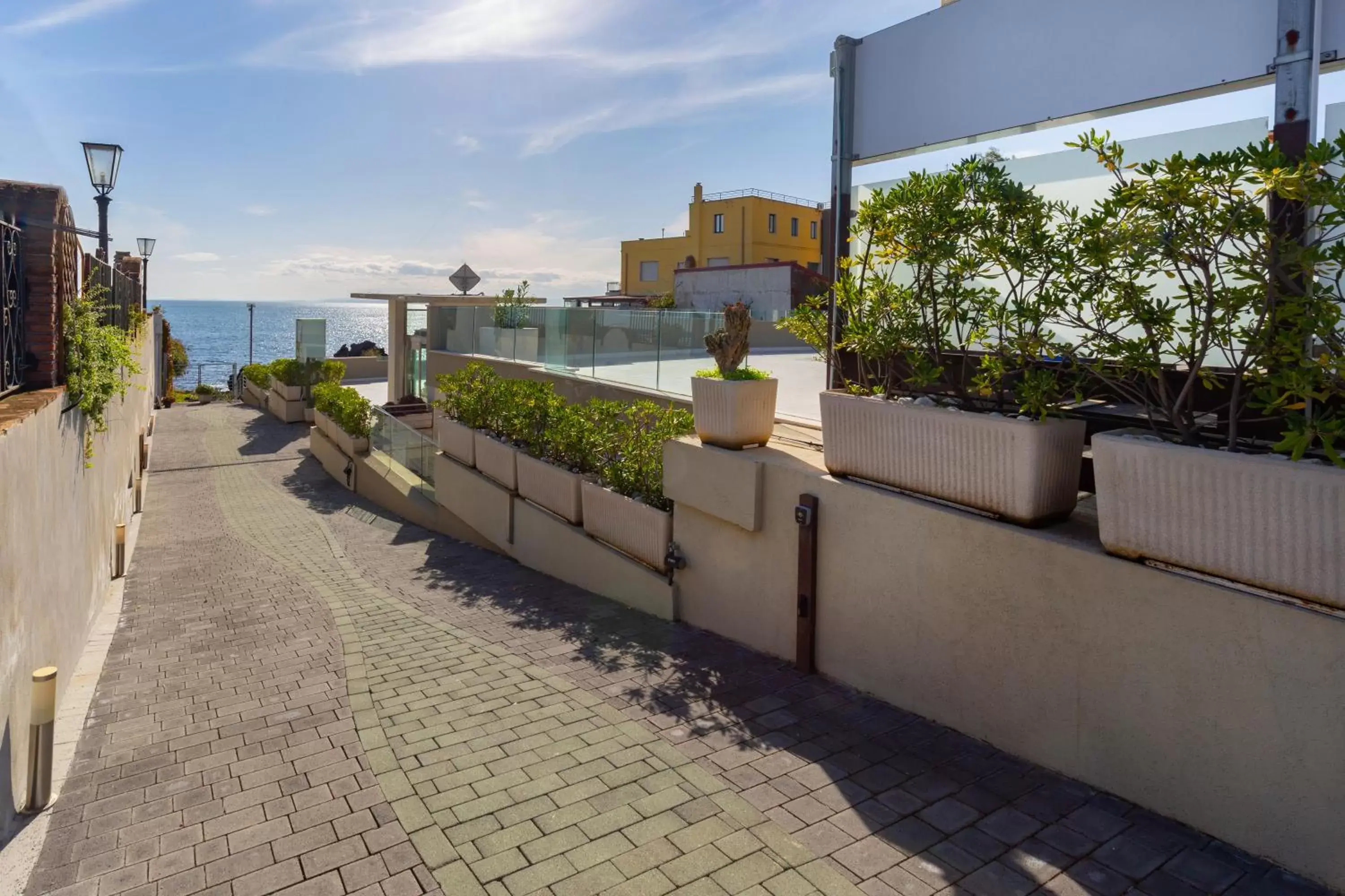 Facade/entrance in Zeus Hotel - Aparthotel - Meeting & Congress Facade/entrance in Zeus Hotel - Aparthotel - Meeting & Congress