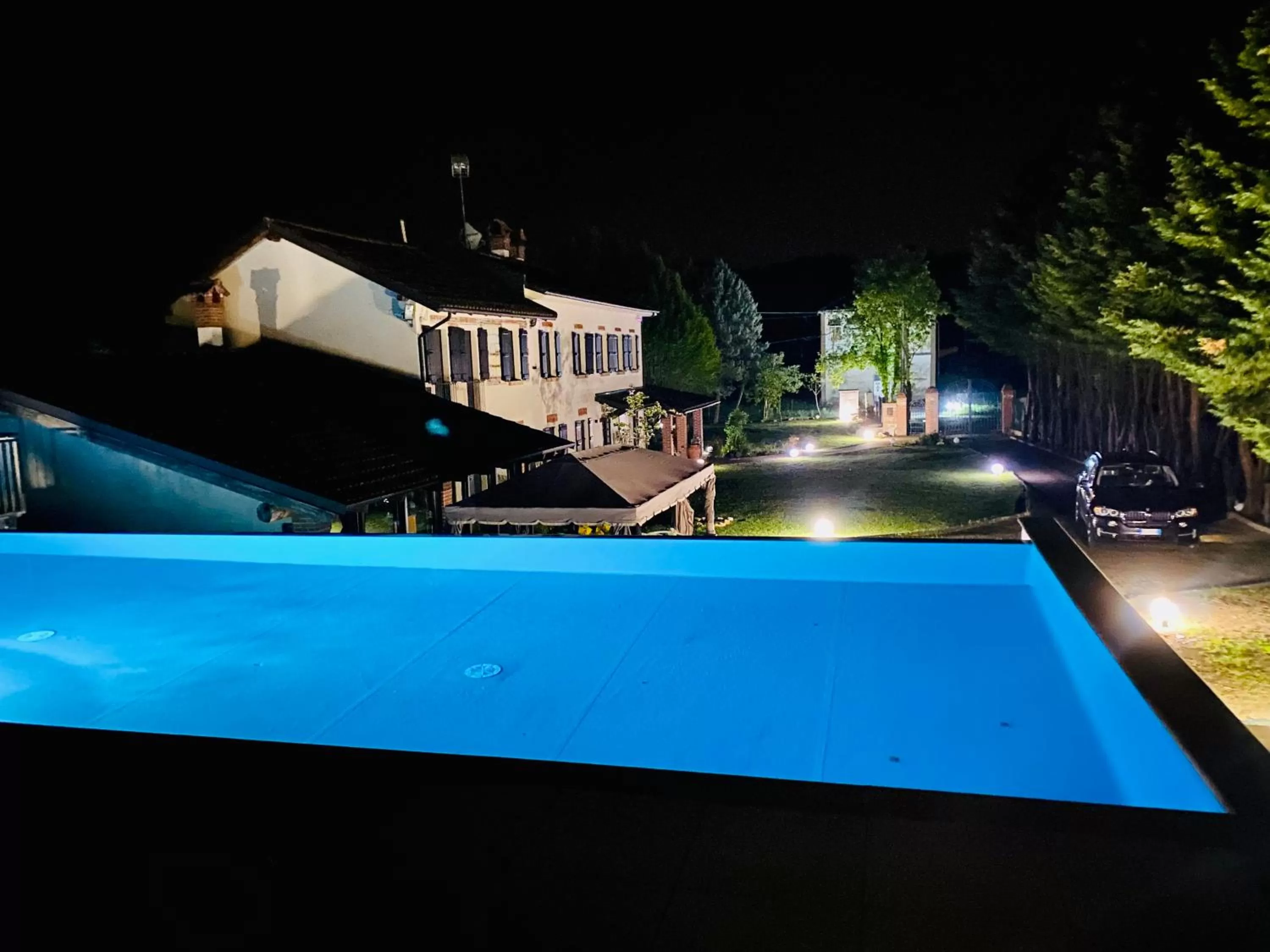 Swimming pool in Il BASÍN