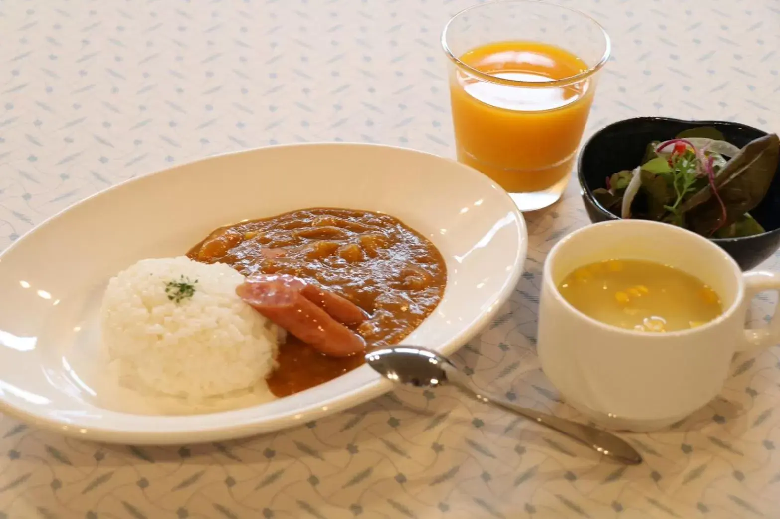 Restaurant/places to eat in Hotel Front Inn Fukuoka Airport
