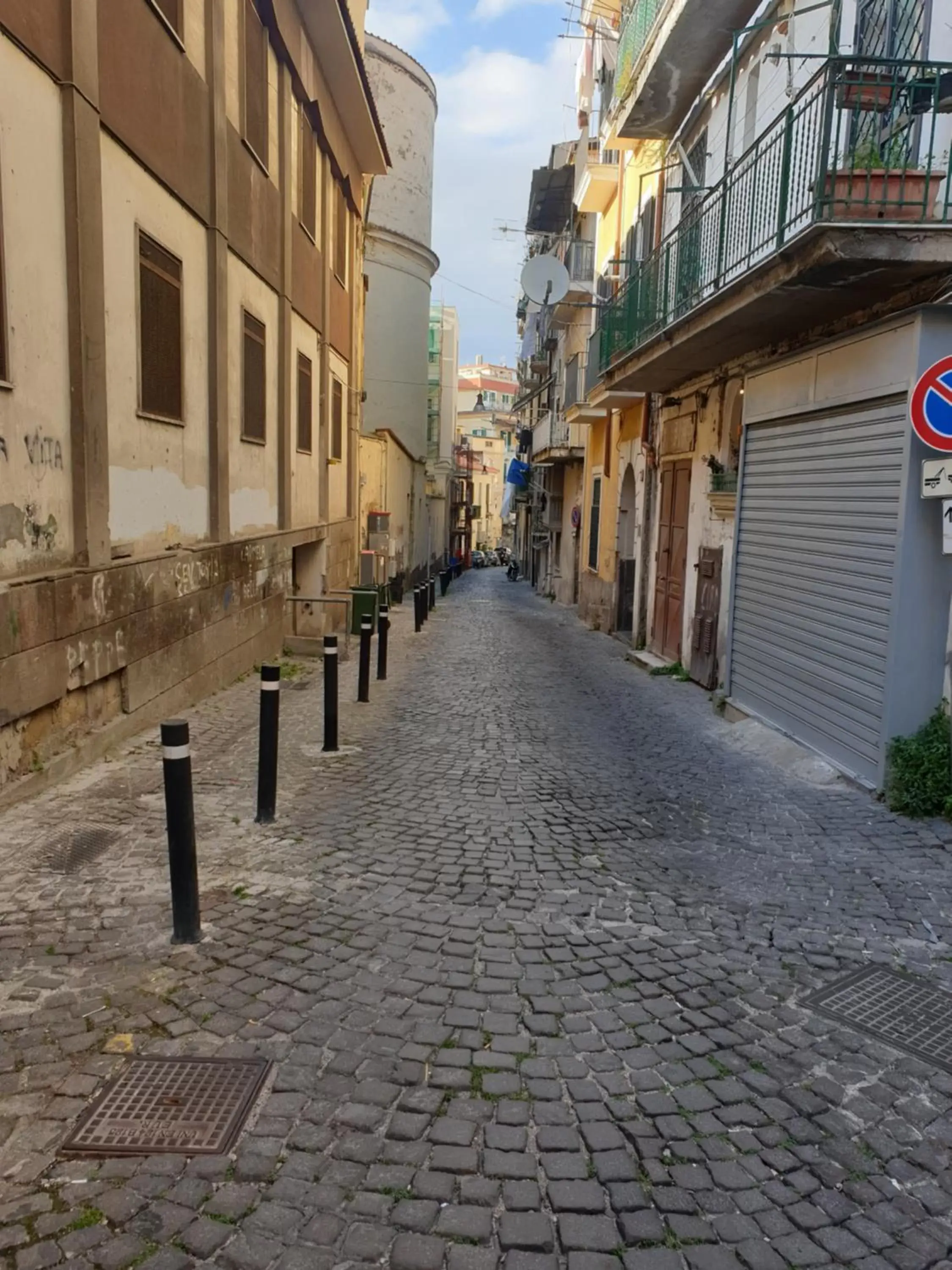 Neighborhood in La Fenice