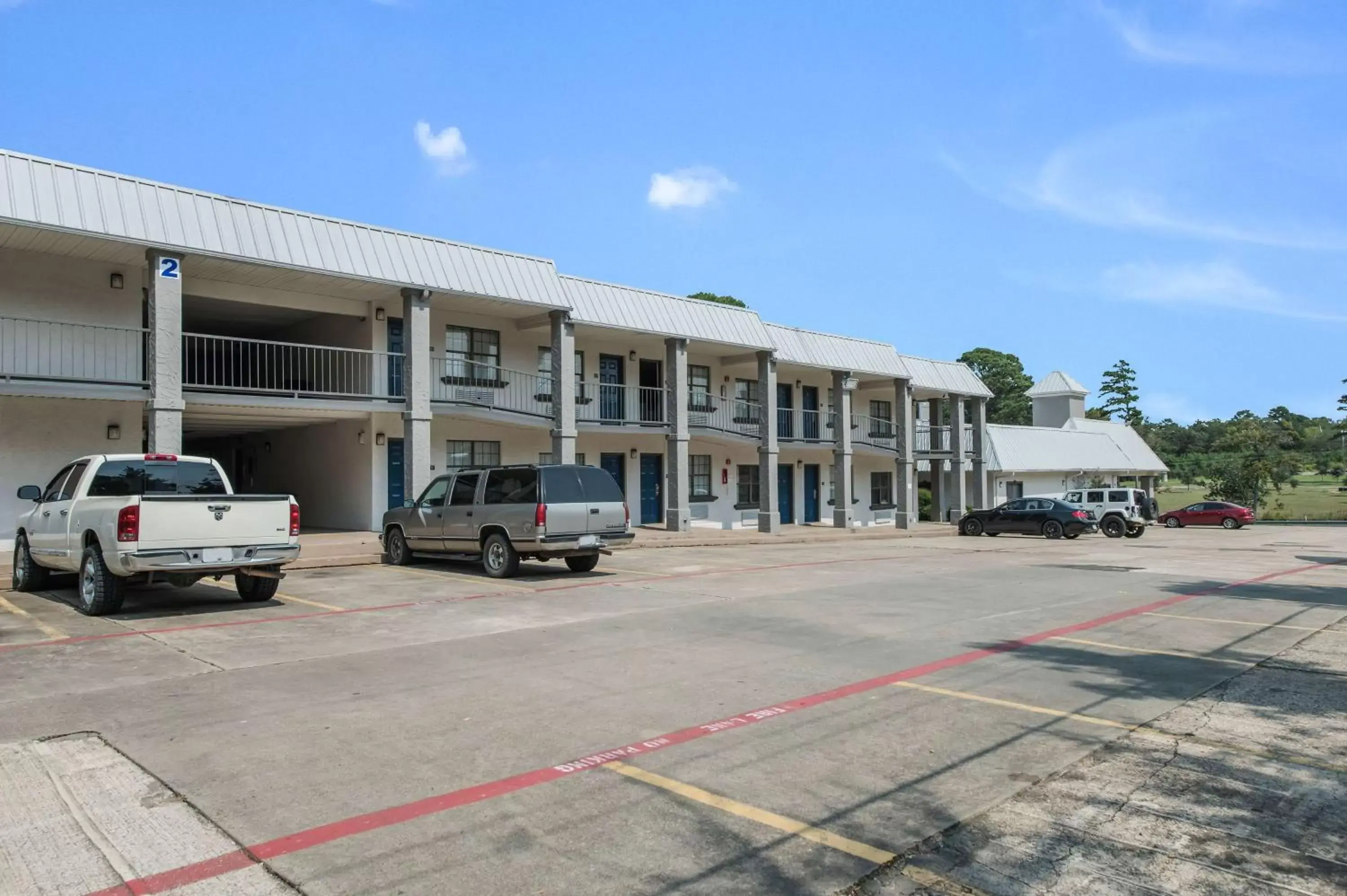 Property Building in Motel 6-Kilgore, TX