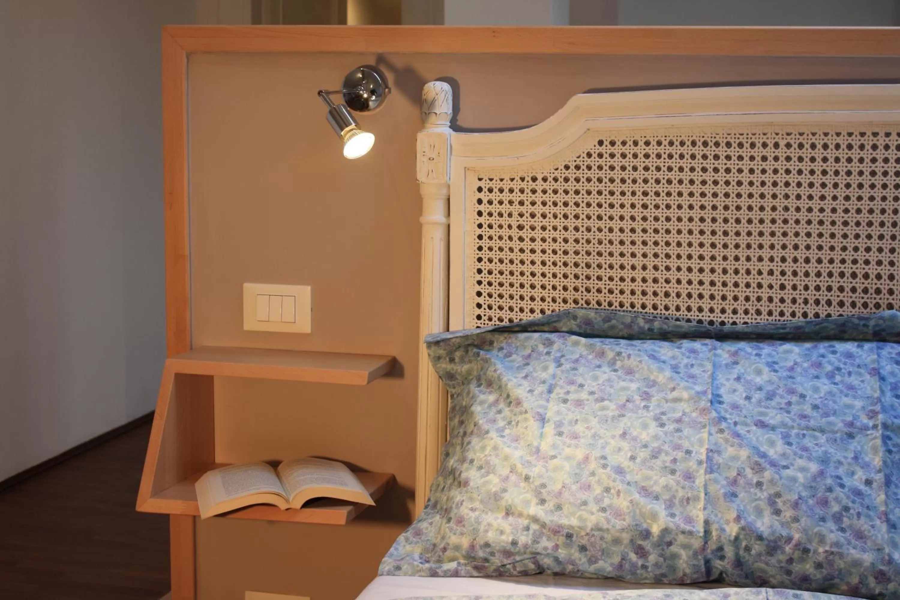 Decorative detail, Bed in B&b Vista sul Canal Grande