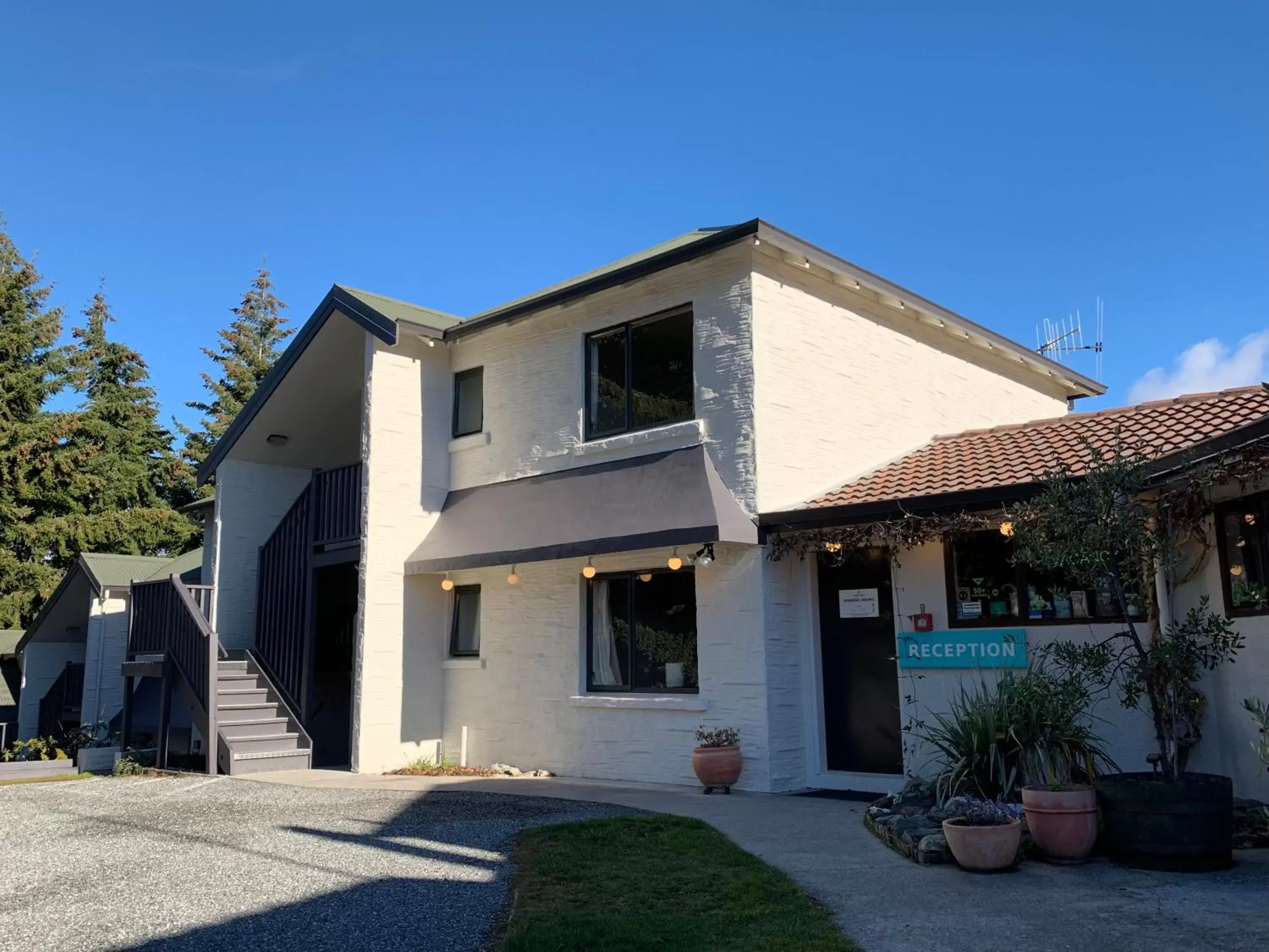 Property Building in Wanaka Heights Motel