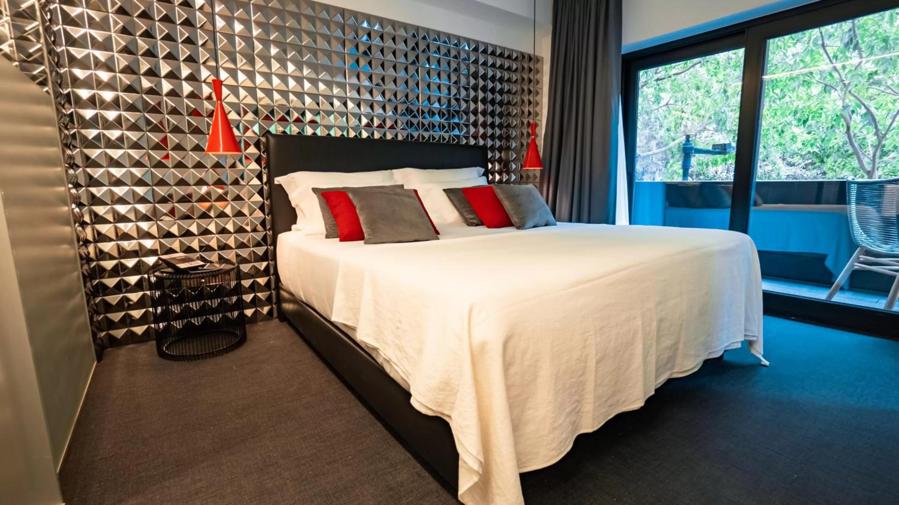 Bed in Hills Hotel Lisboa