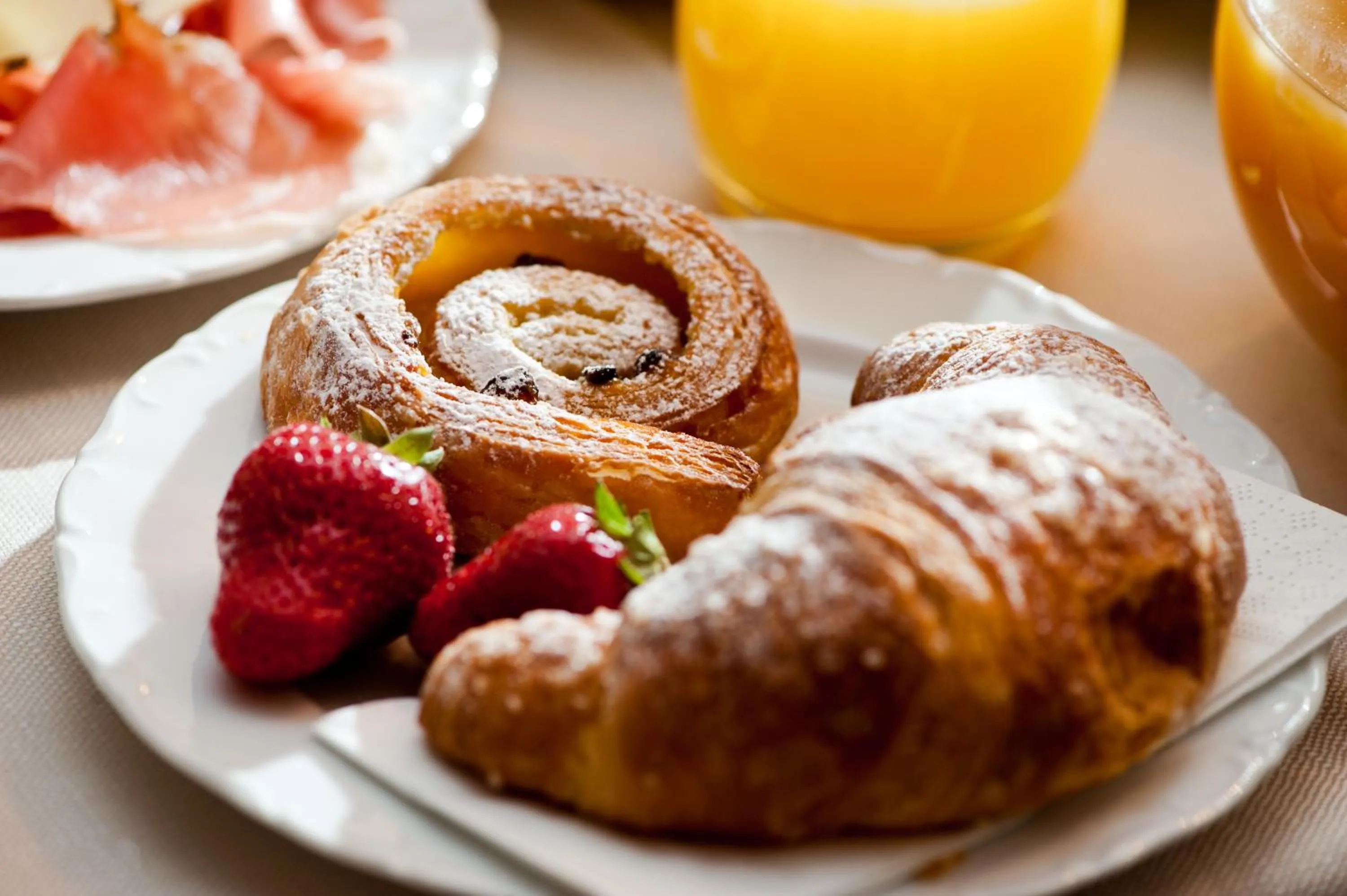 Food and drinks in Hotel Vivit ***S