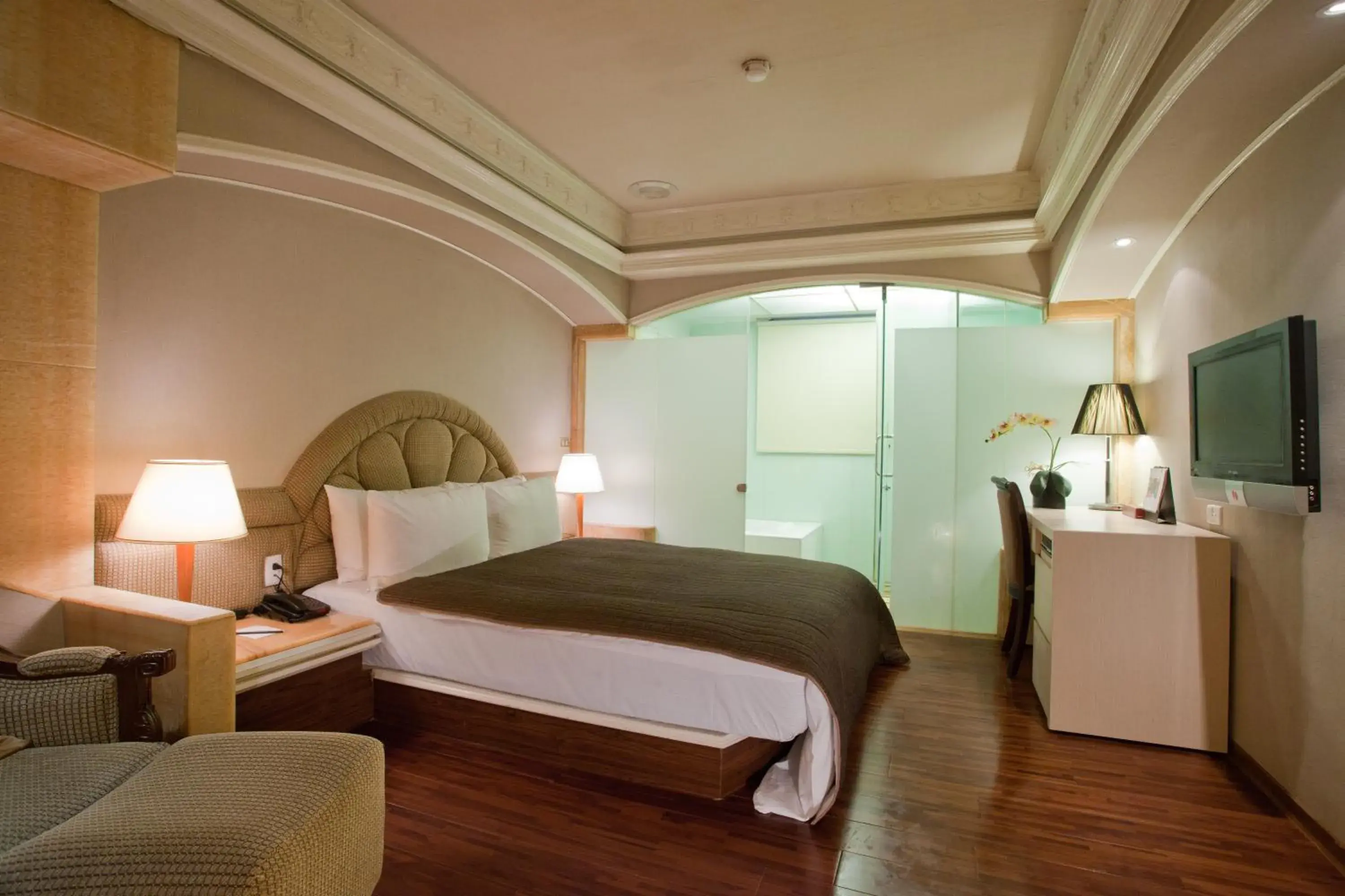 Bed in Deja Vu Hotel