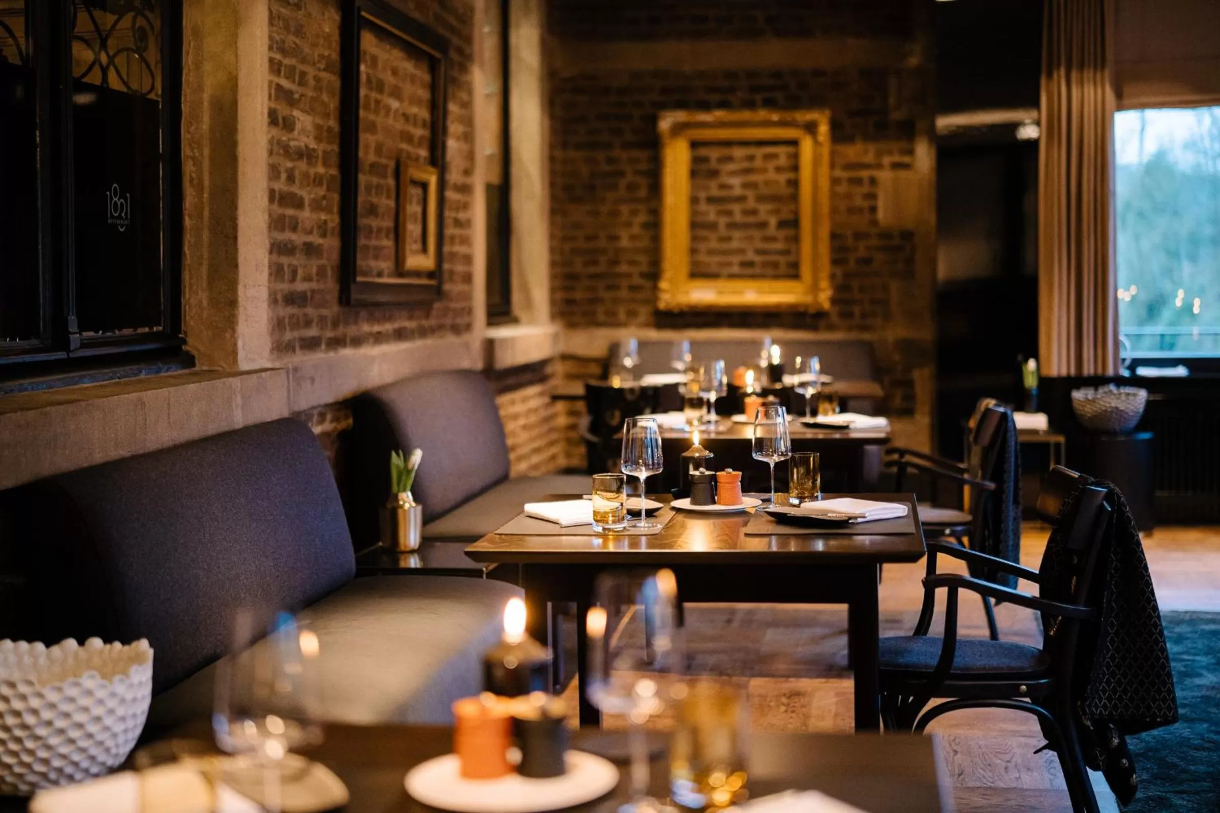 Restaurant/places to eat in Schlosshotel Hugenpoet