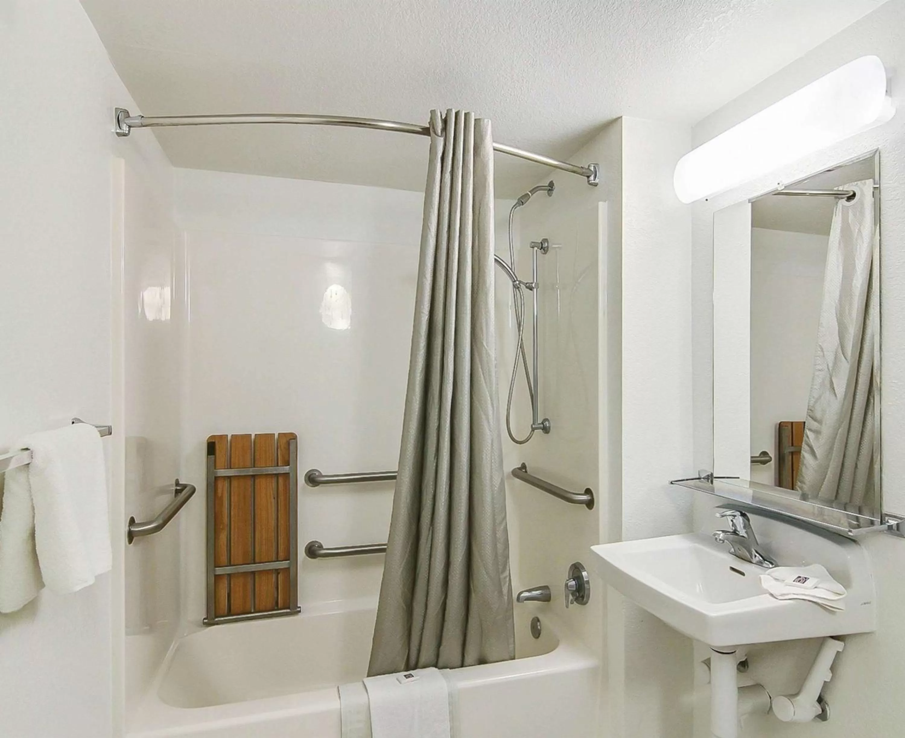 Bathroom in Motel 6-Buellton, CA - Solvang Area