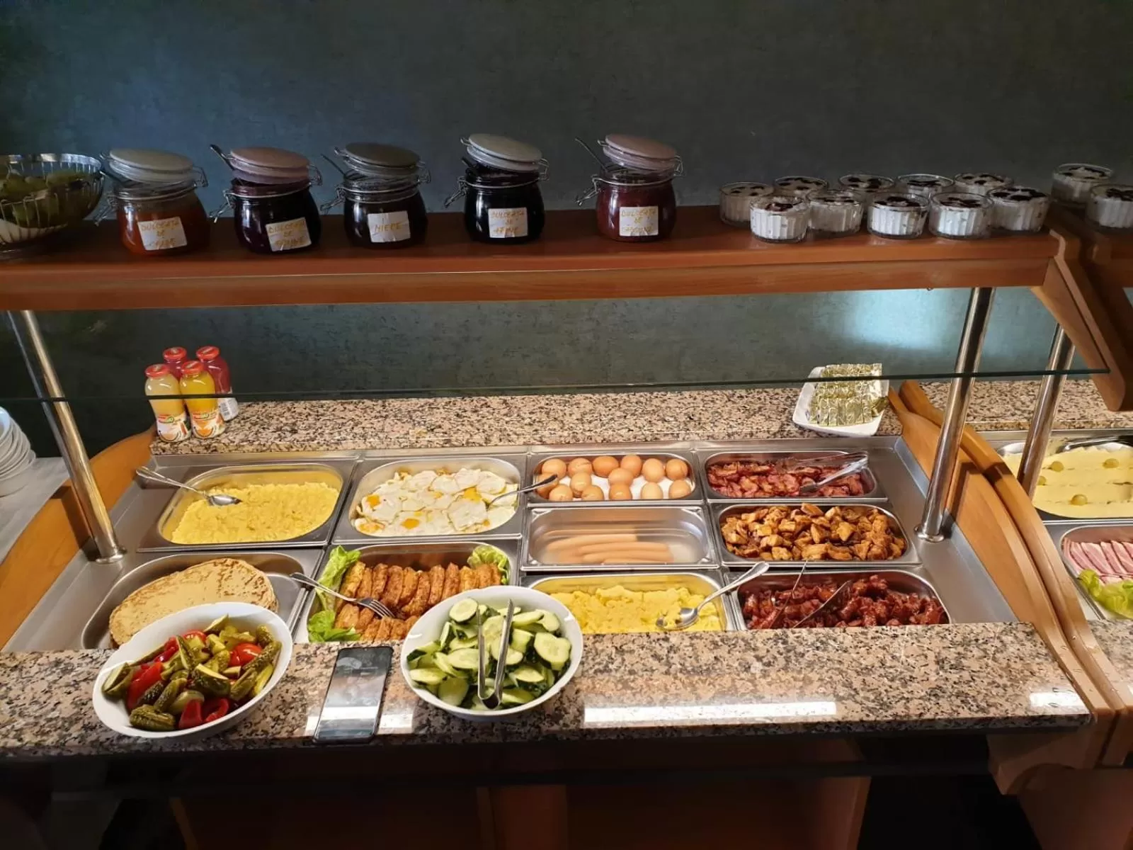 Breakfast in Hotel La Belle Epoque