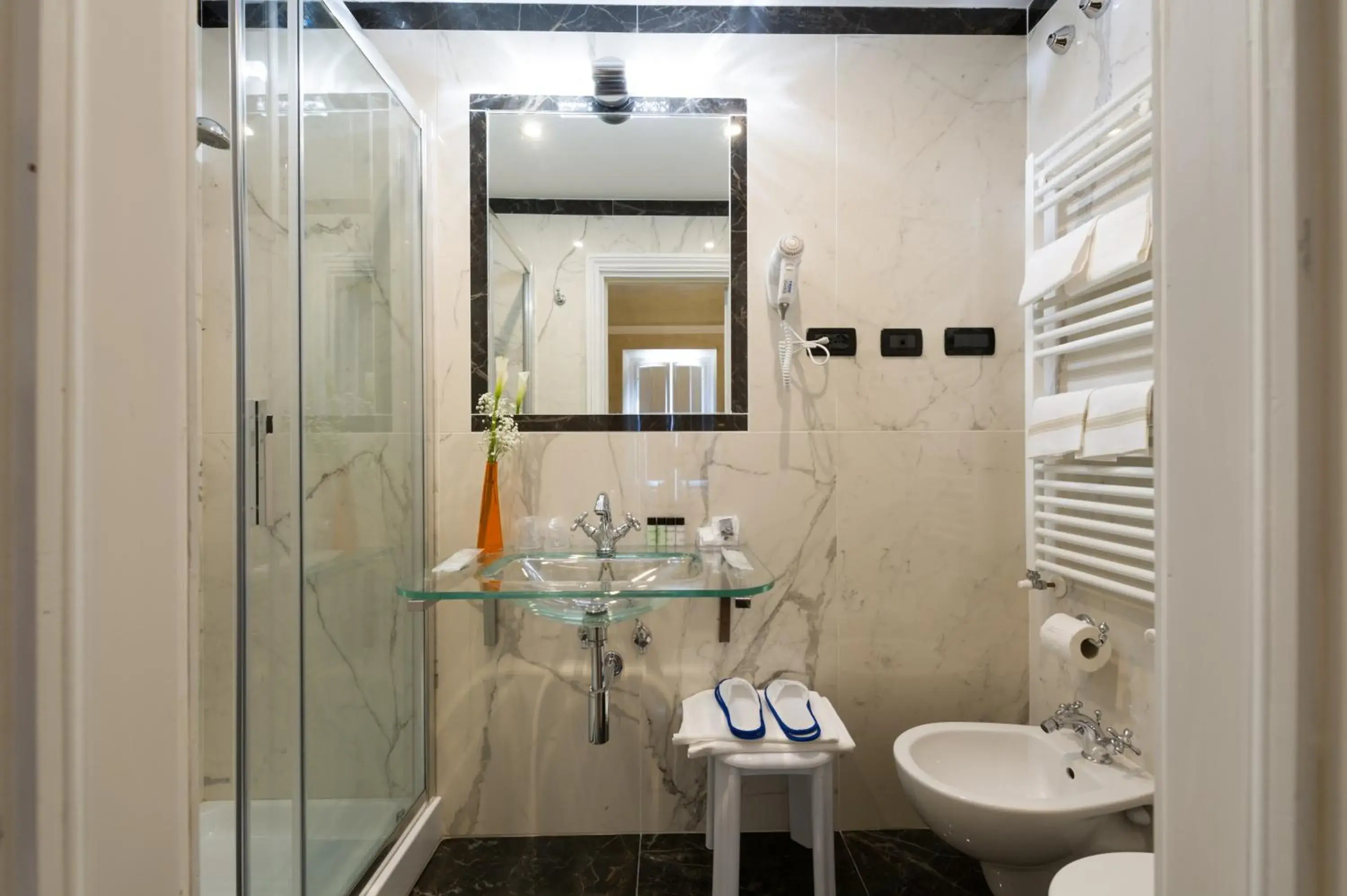 Hotel California Hotel California