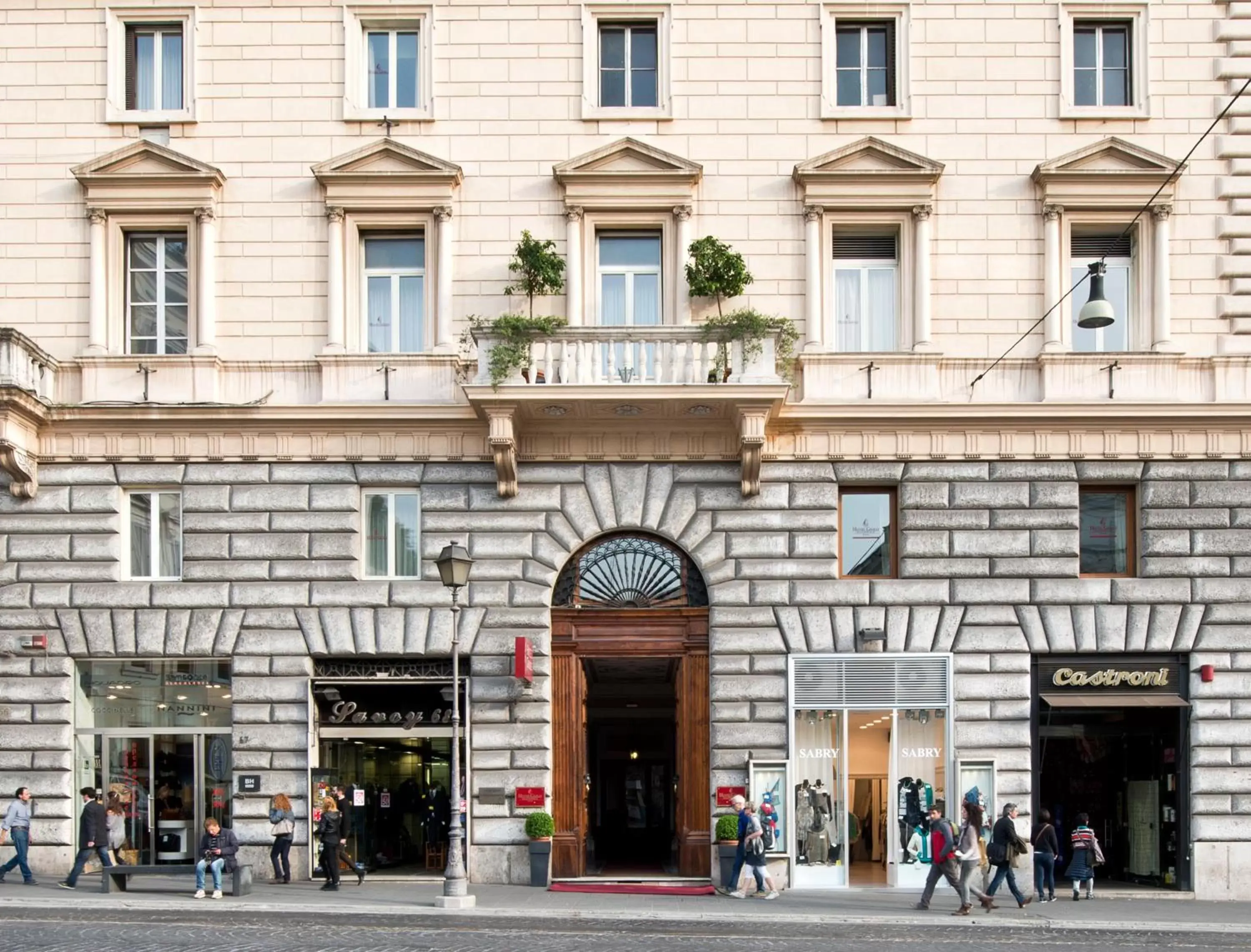 Facade/entrance, Property Building in Hotel Giolli Nazionale