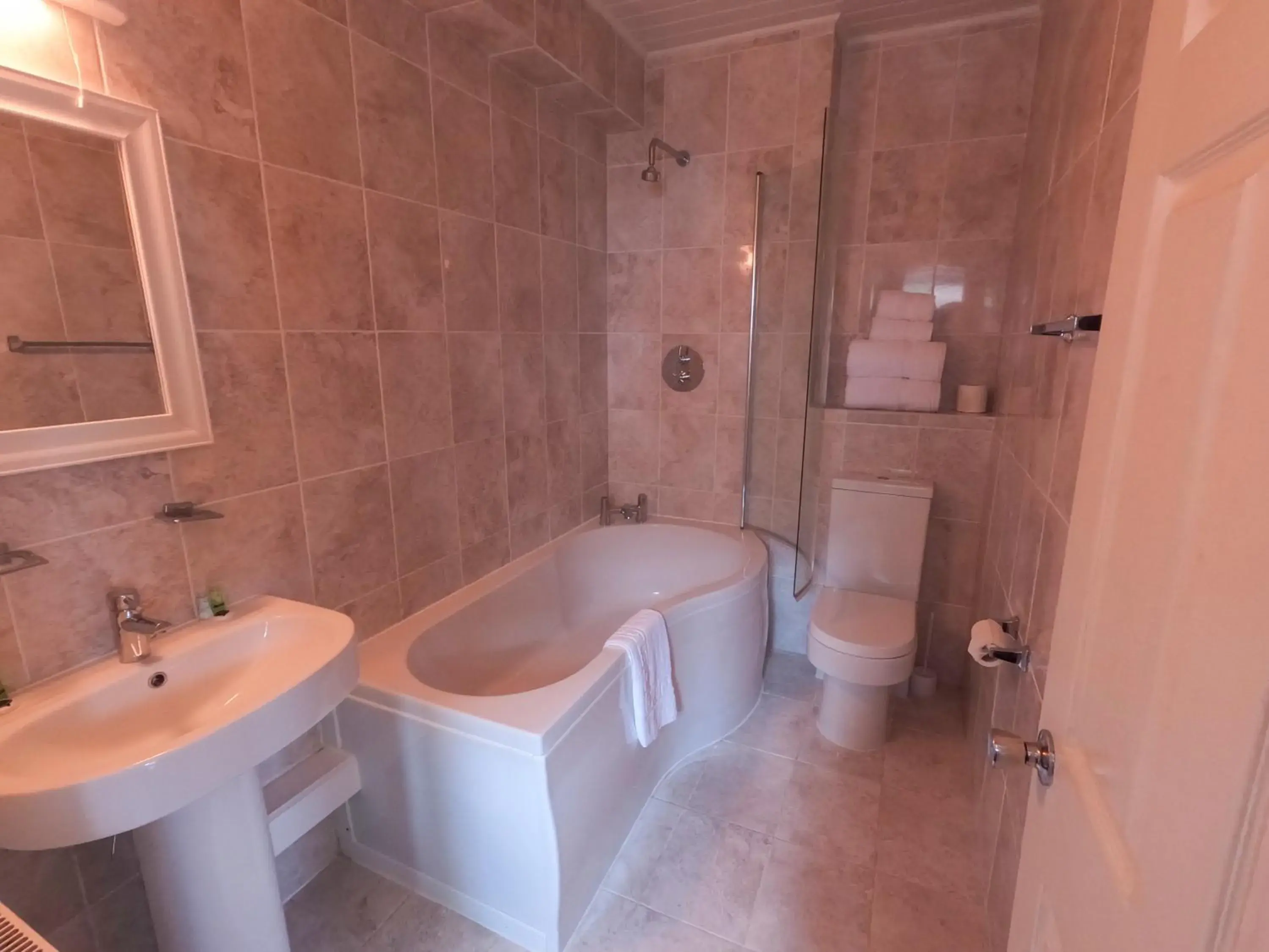 Bathroom in Hamlet Hotels Maidstone