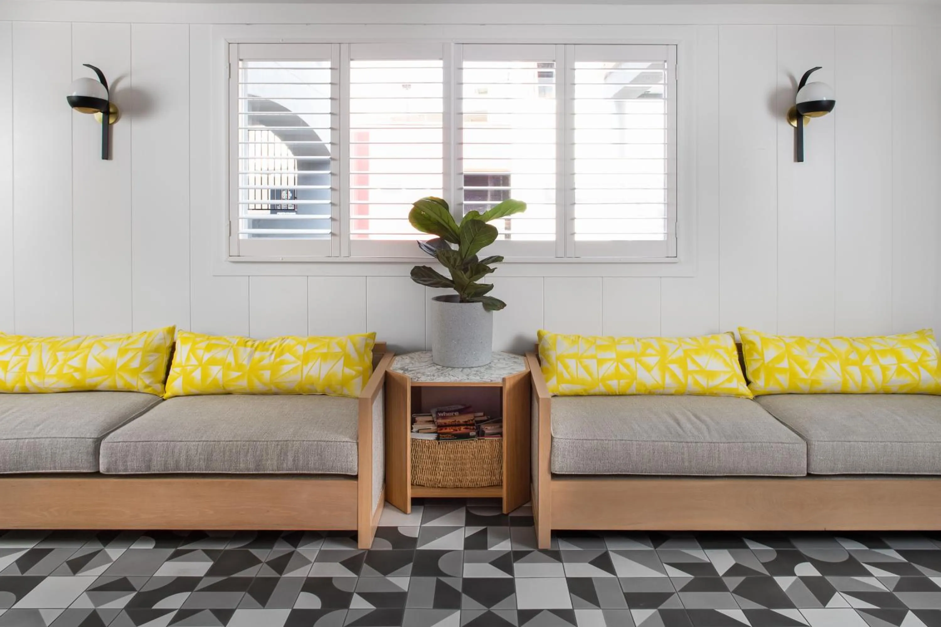 Lobby or reception in Ocean Park Inn