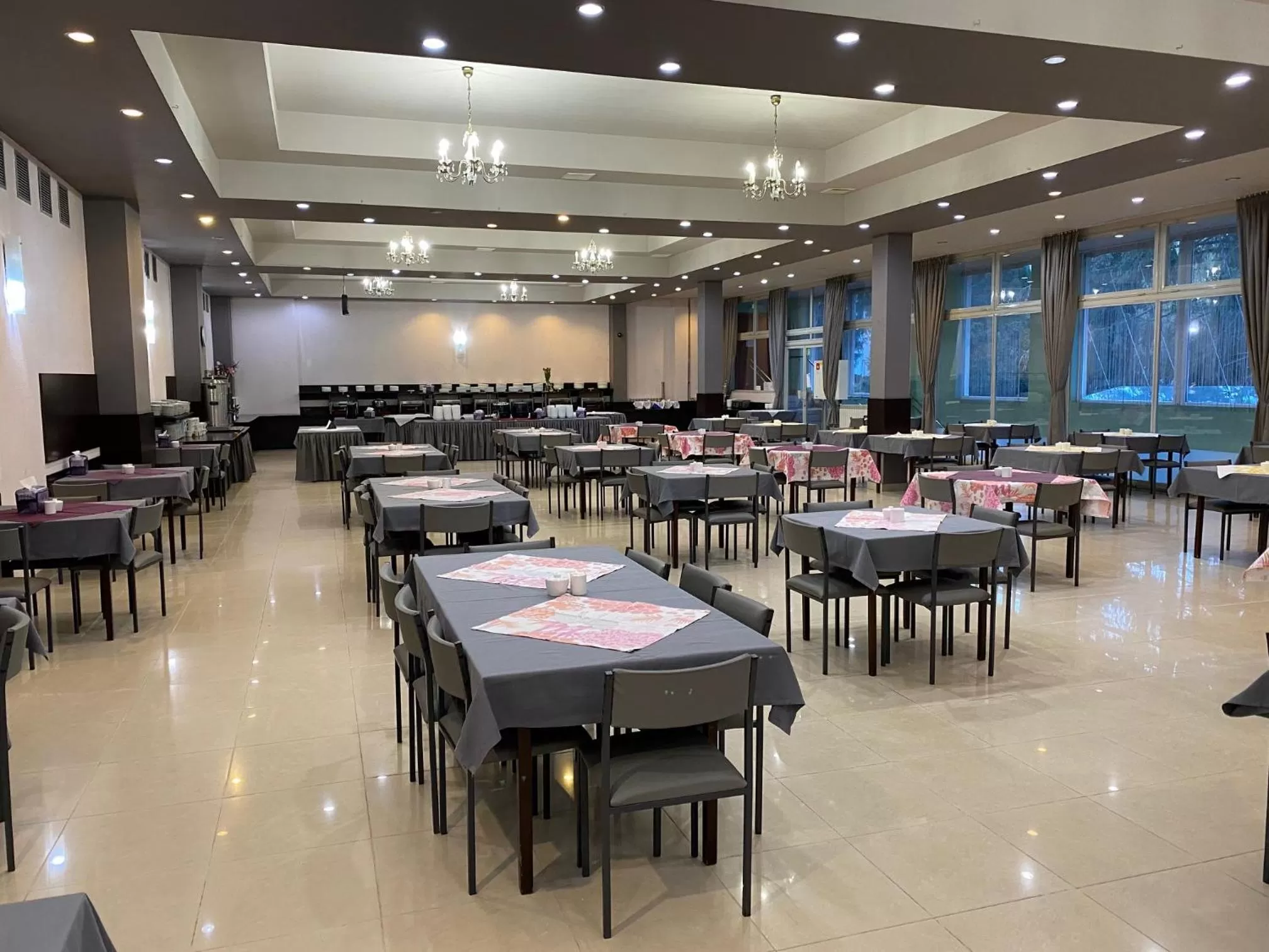 Restaurant/places to eat in Graal SPA